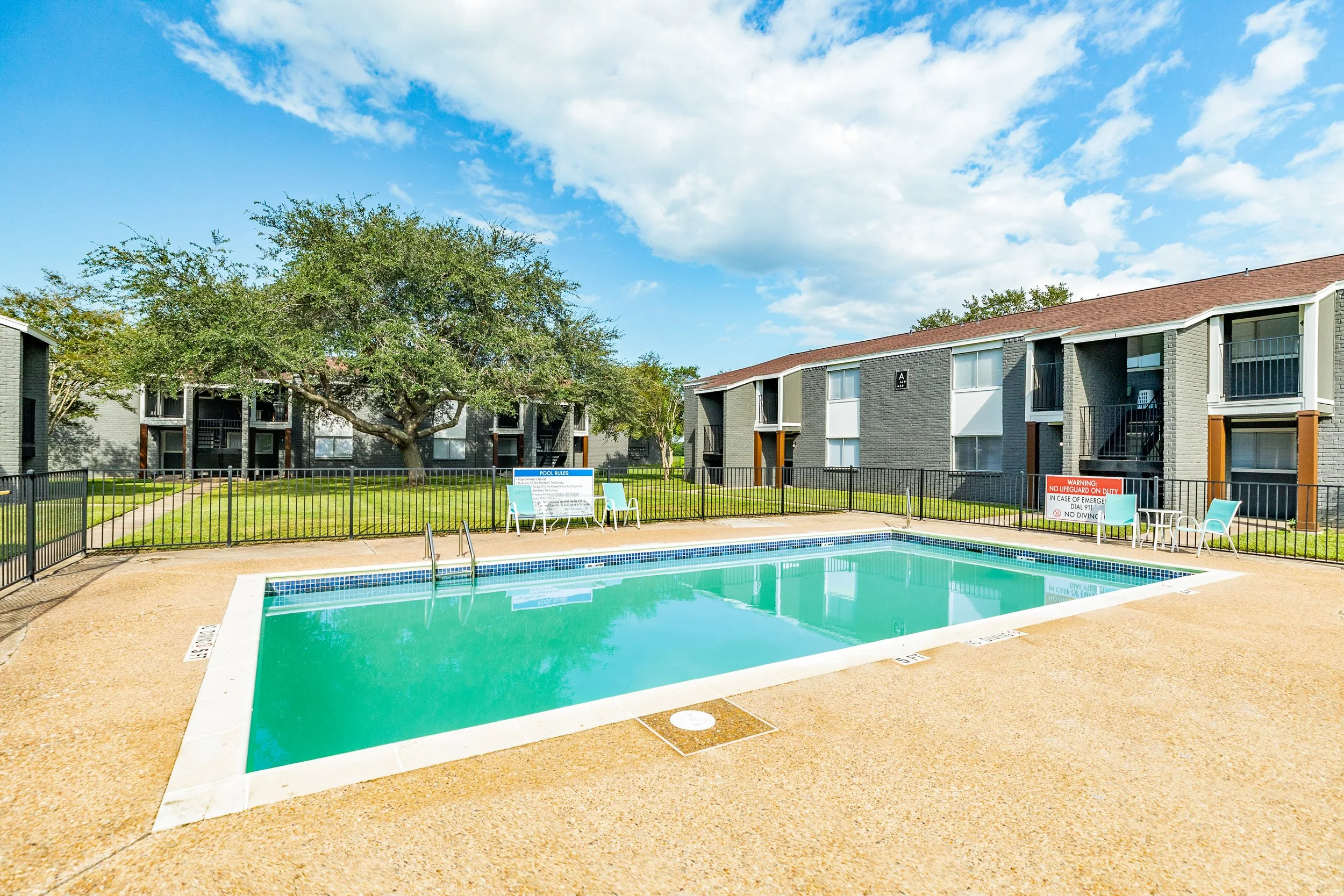 Lantana Apartments Bay City, TX PHOTOS — Lantana Apartments