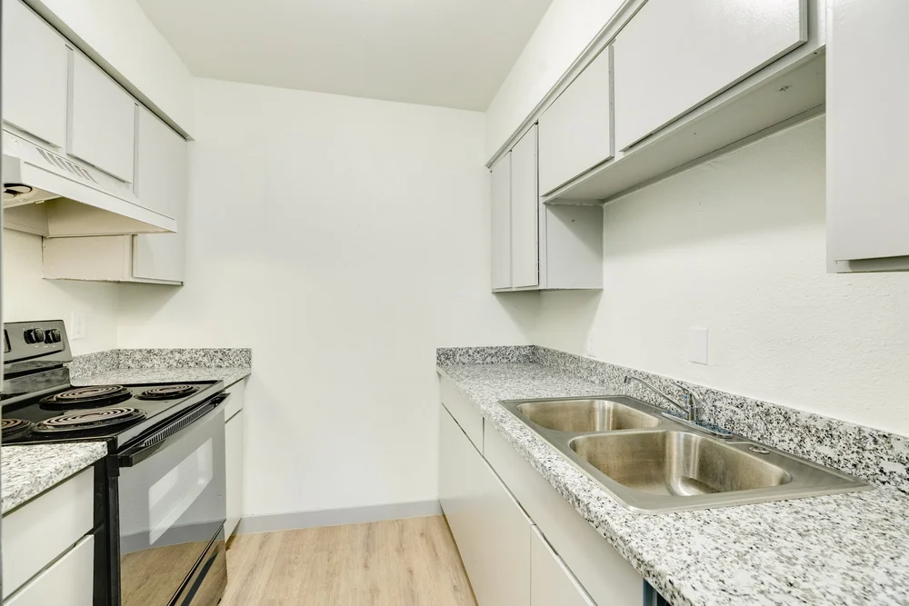 Lantana Apartments Bay City, TX PHOTOS — Lantana Apartments