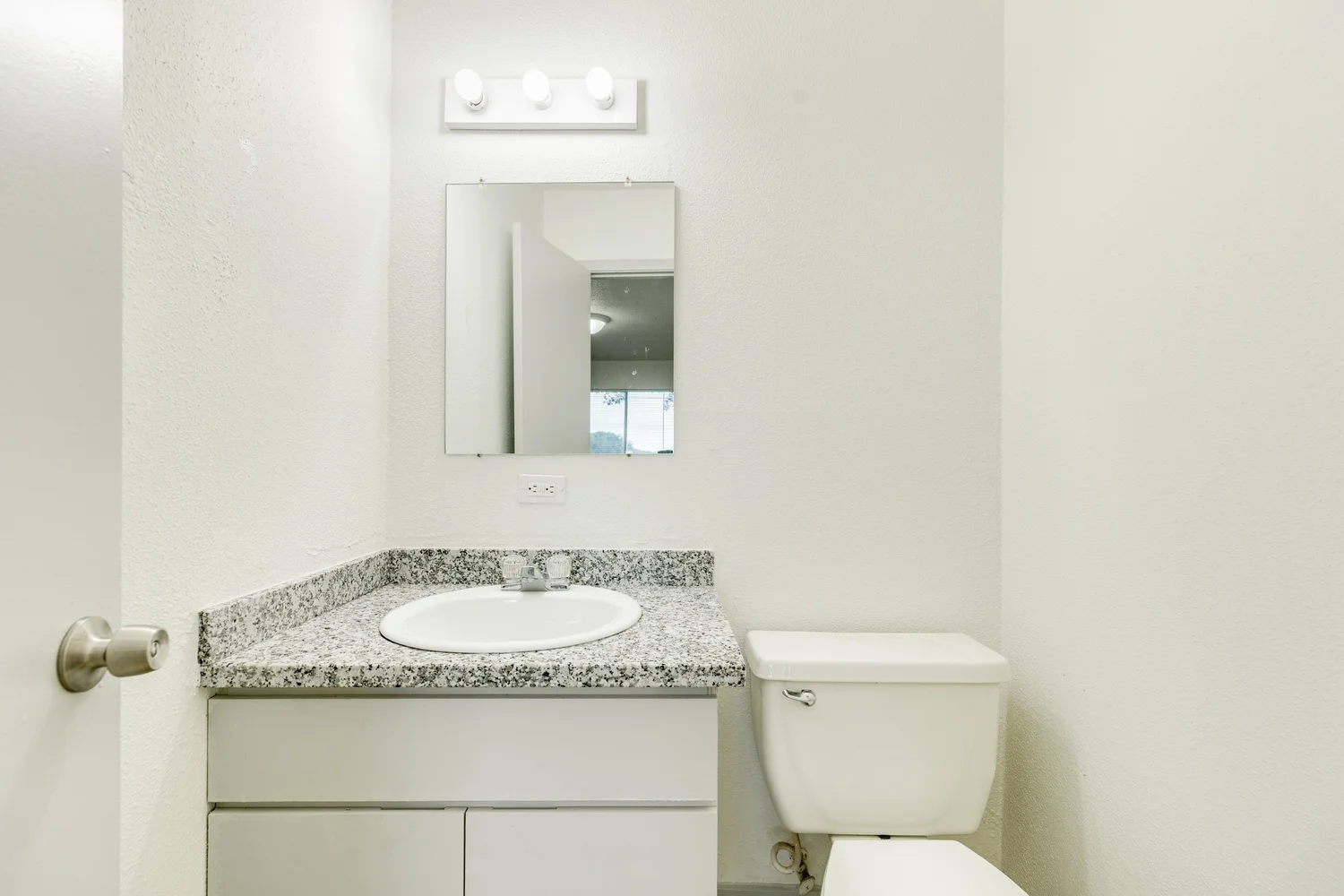 Lantana Apartments Bay City, TX PHOTOS — Lantana Apartments