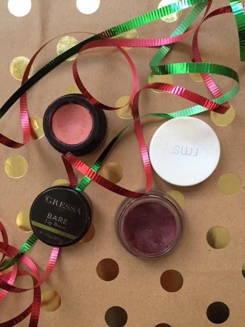 A Capsule Approach to Eco-Beauty: Holiday Gift Ideas, Makeup Edition