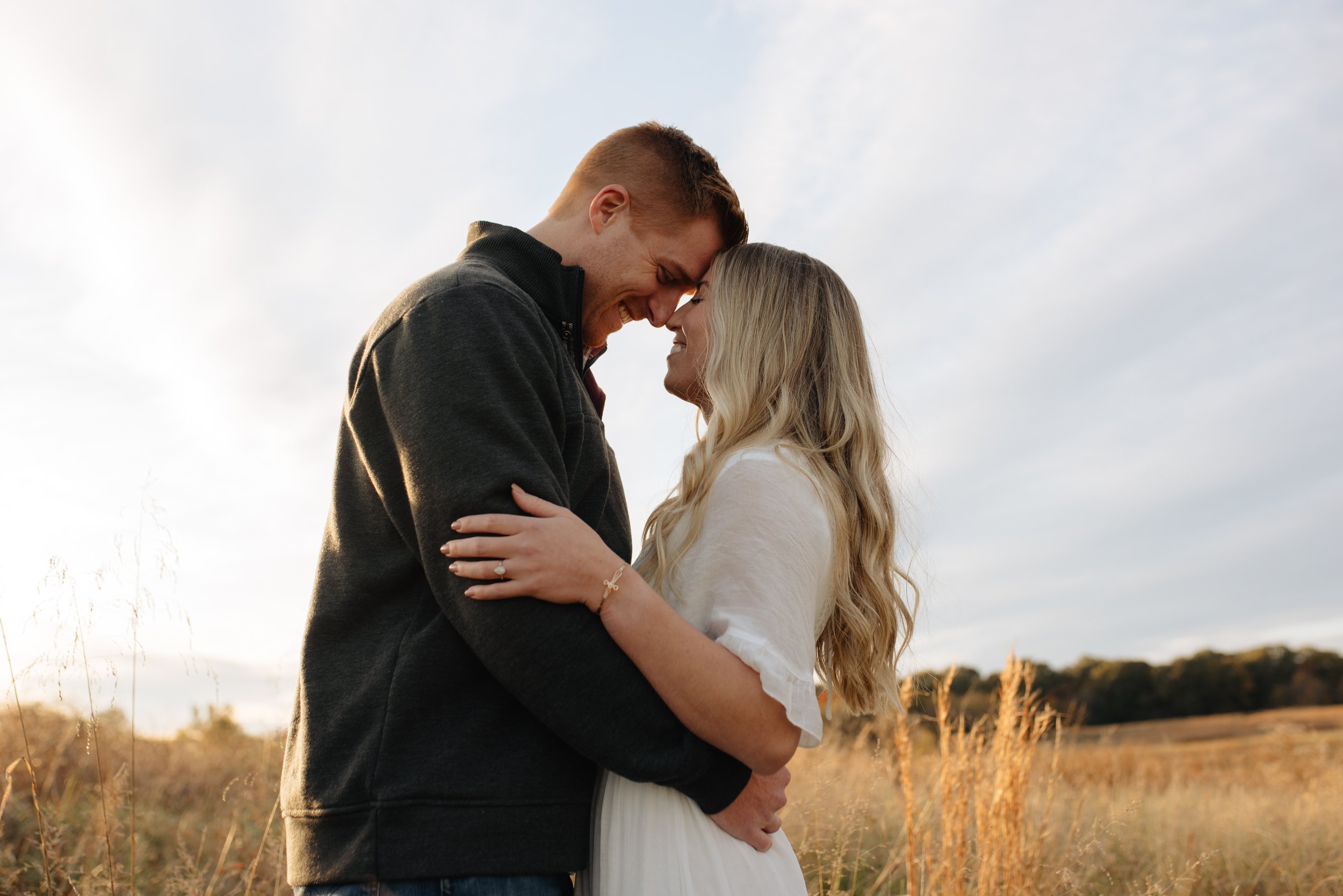 summer golden hour engagement photos