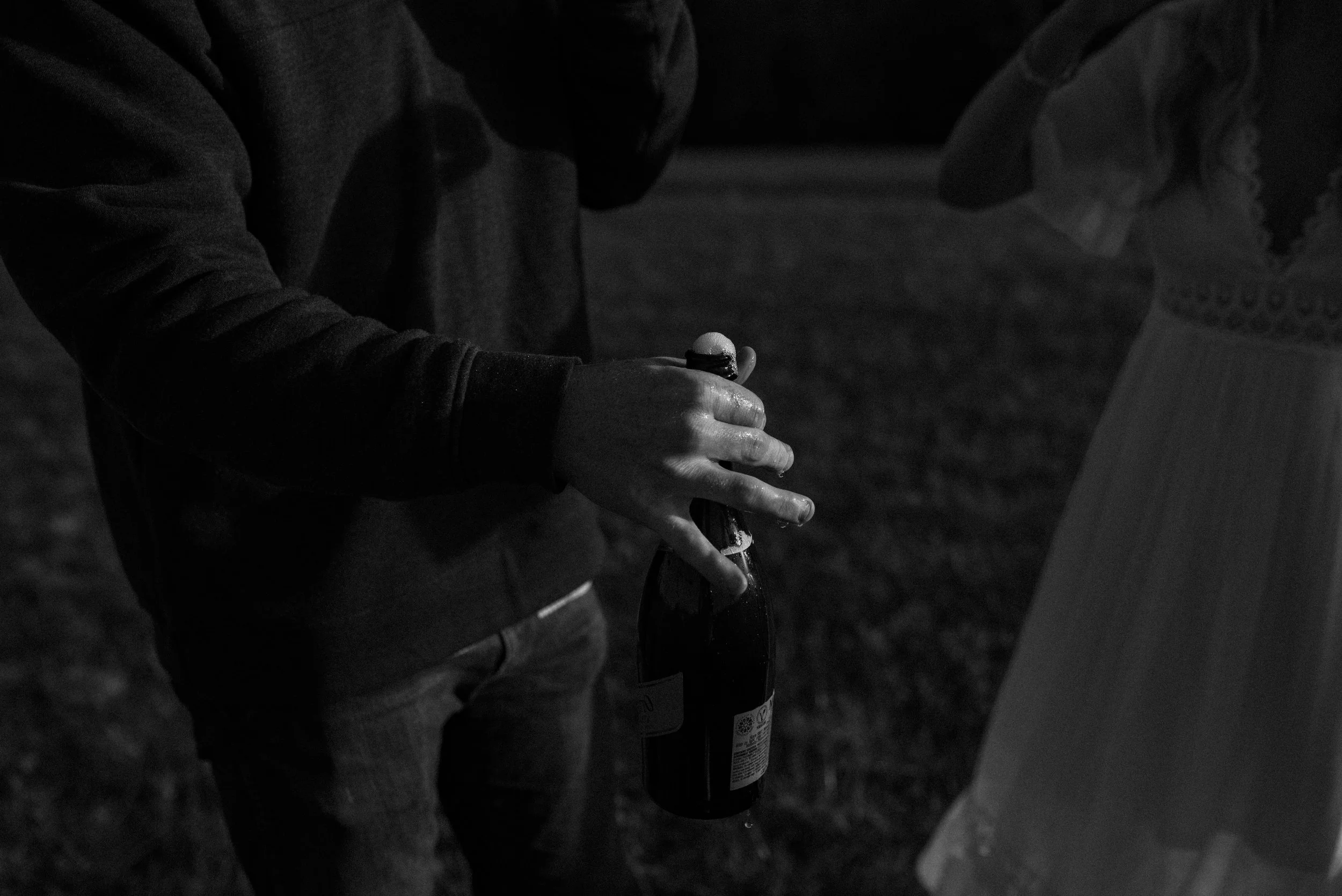 champagne engagement photos