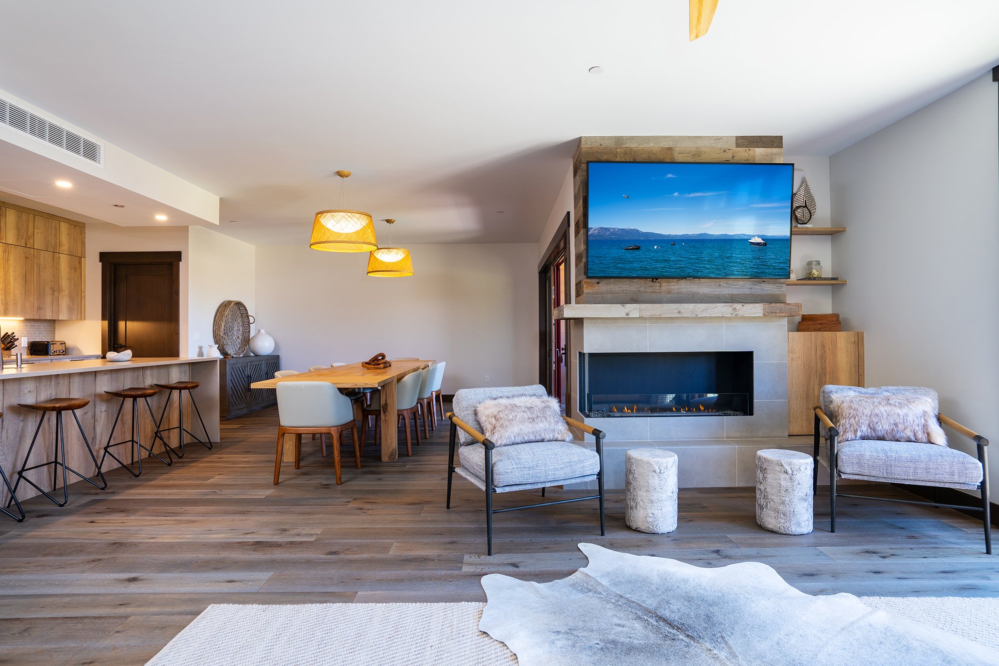 Tahoe Beach Club vacation rental featuring a cozy living room with a wall-mounted television.