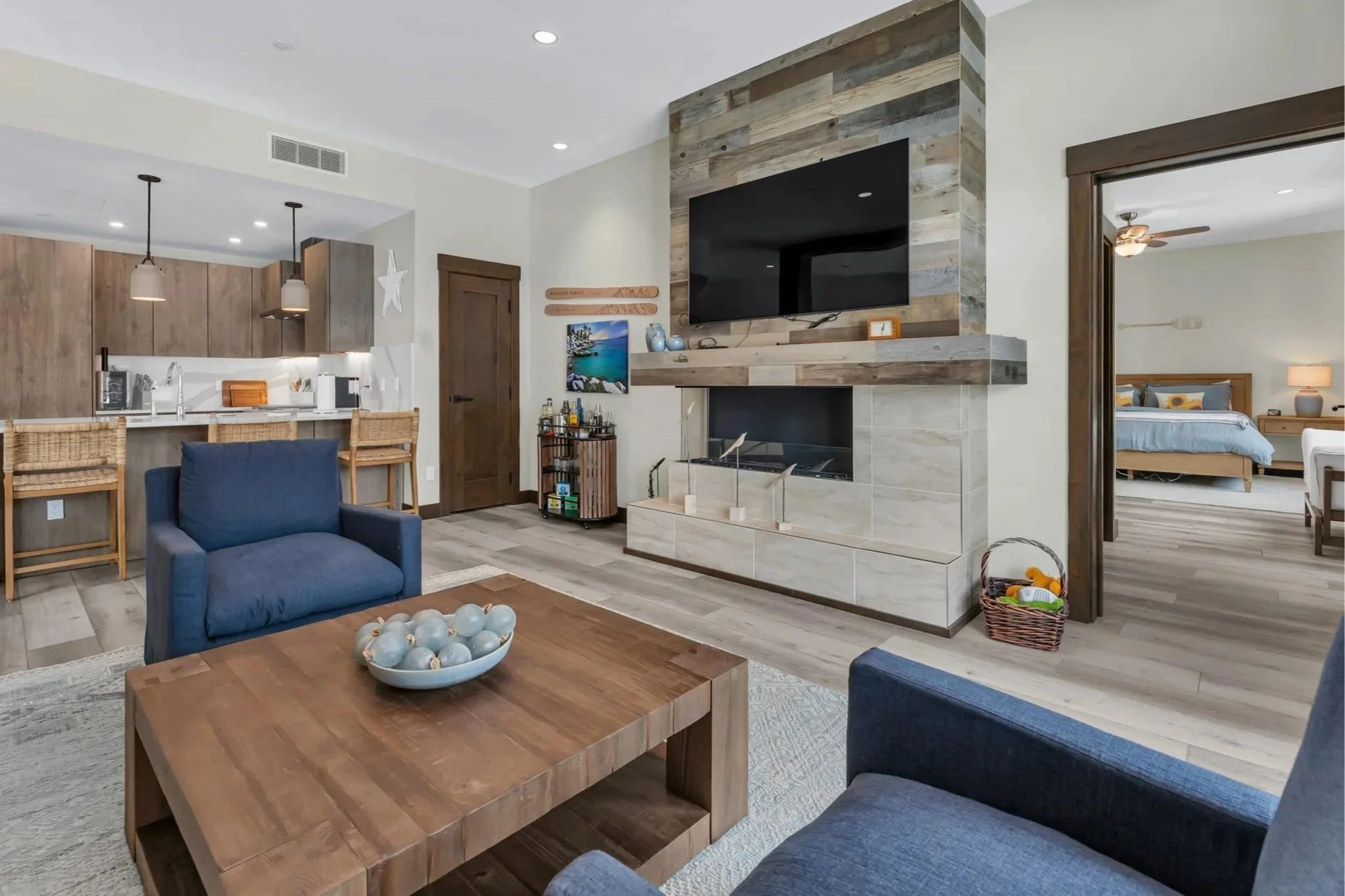 Living and Kitchen areas