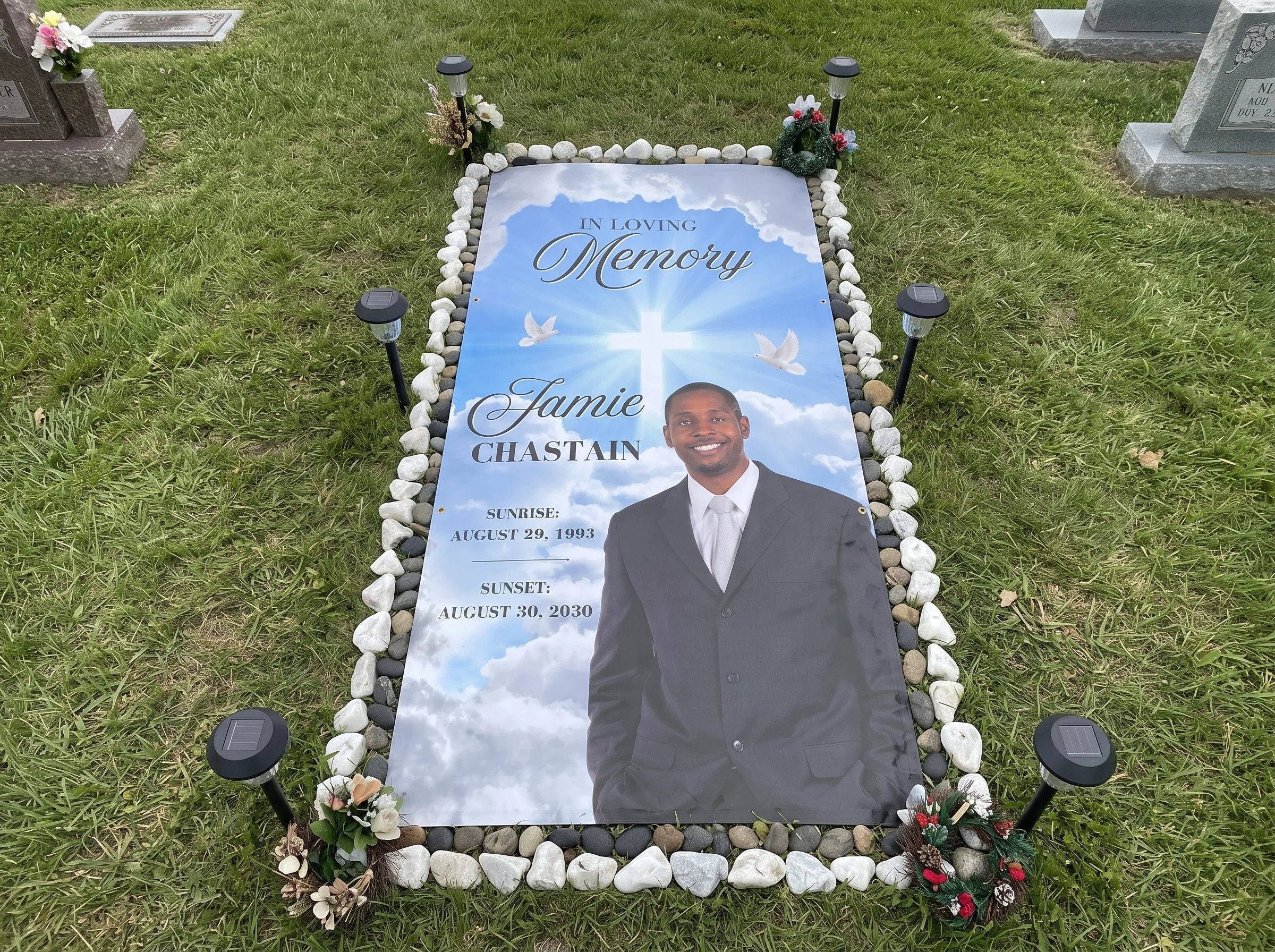 Custom Christian "In Loving Memory" Memorial Grave Blanket with Photo — Cross & Doves Grave Blanket, Funeral Sign