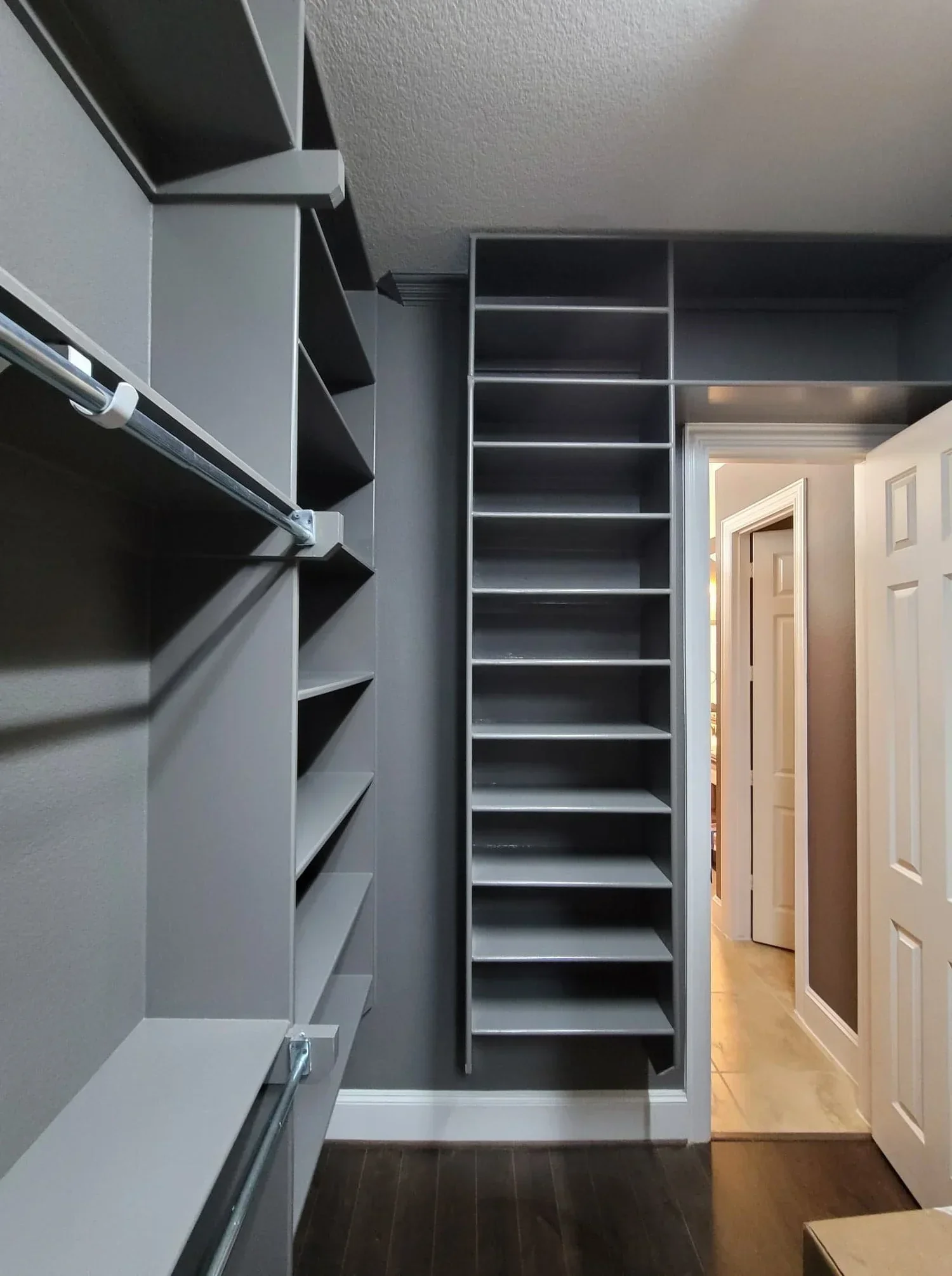 finish-carpentry-closet-shelving-painted-sugar-land.webp