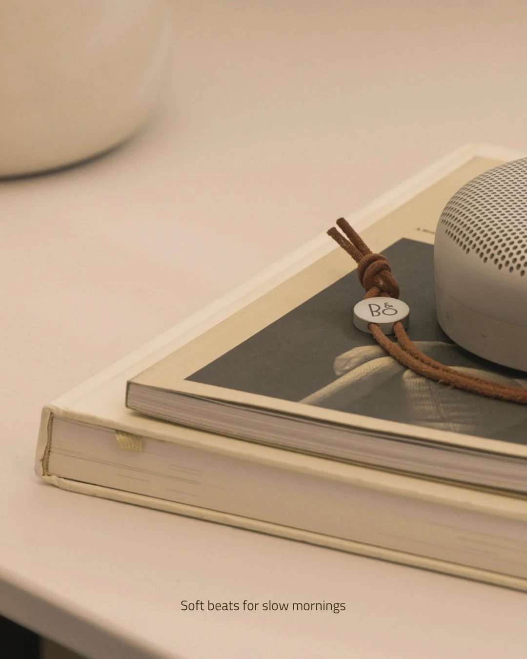 A home attuned to the rhythms of the day &ndash; soft in the morning, harmonious through the day, and quieted by evening.

#EightyTwo
#slowliving
#sensoryexperience
#understatedluxury
#luxurylifestyle