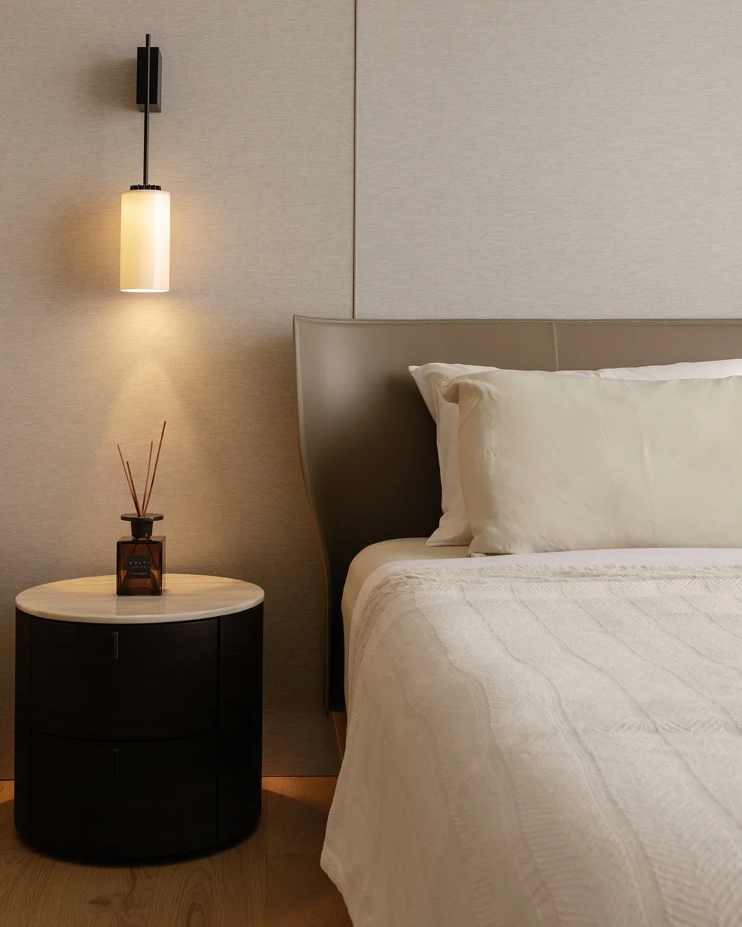 A bedroom composed with calm, proportion, and restraint.

Featuring the B&amp;B Italia Alys Bed from @spacefurnitureasia

Project: Orchard Residences

#EightyTwo
#slowliving
#luxurylifestyle
#luxuryfurniture
#interior