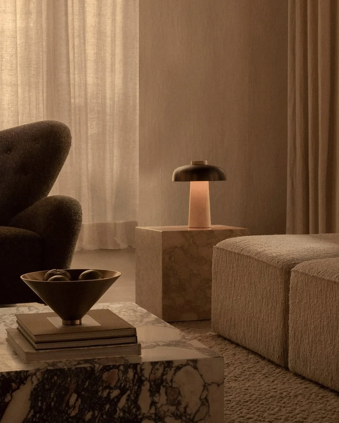 Stone, metal and fabric in dialogue.

@audocph 

#Audo
#audocopenhagen
#Materiality
#interiordecor
#refinedliving