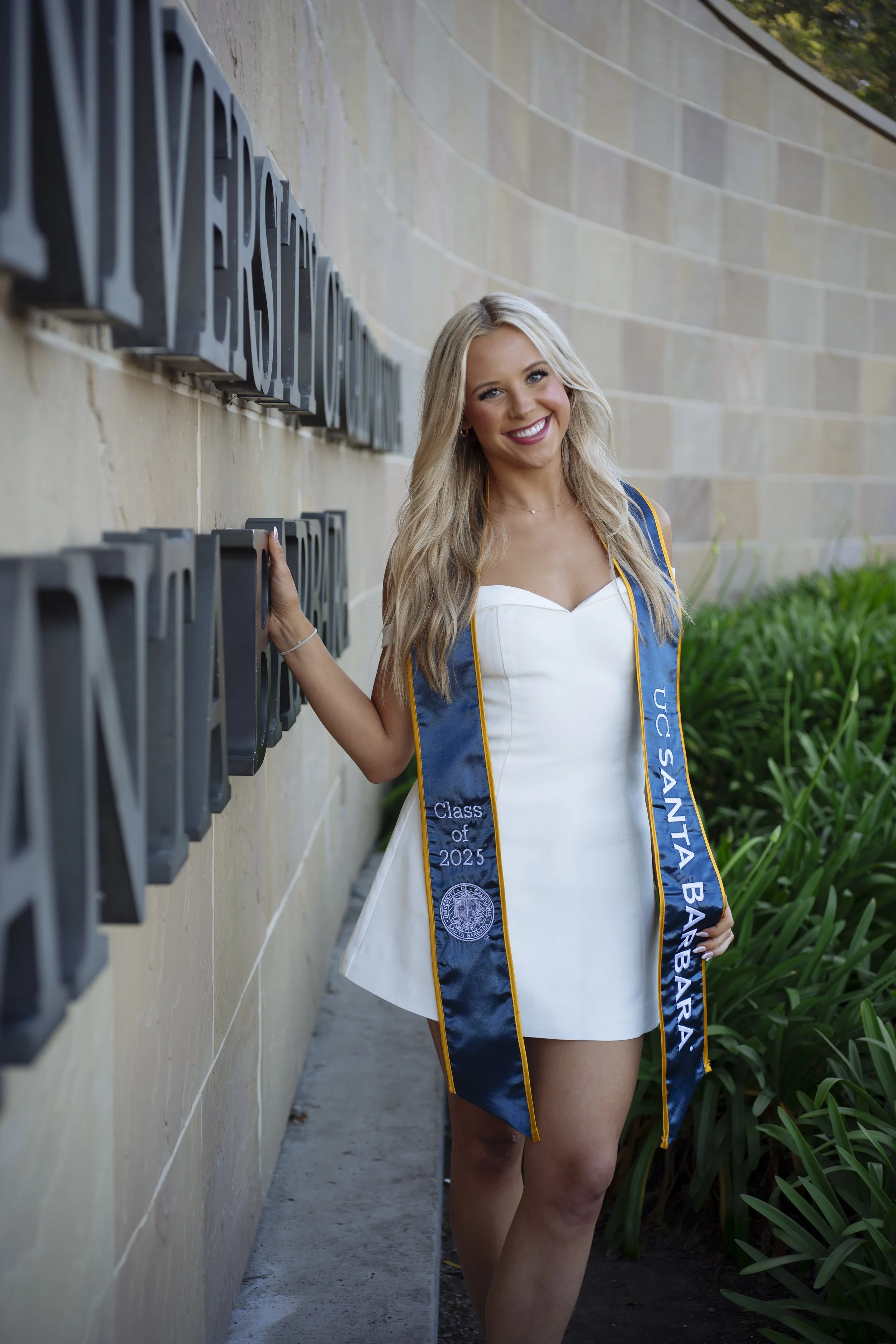 Betsy M. Group UCSB 2025-83.jpg