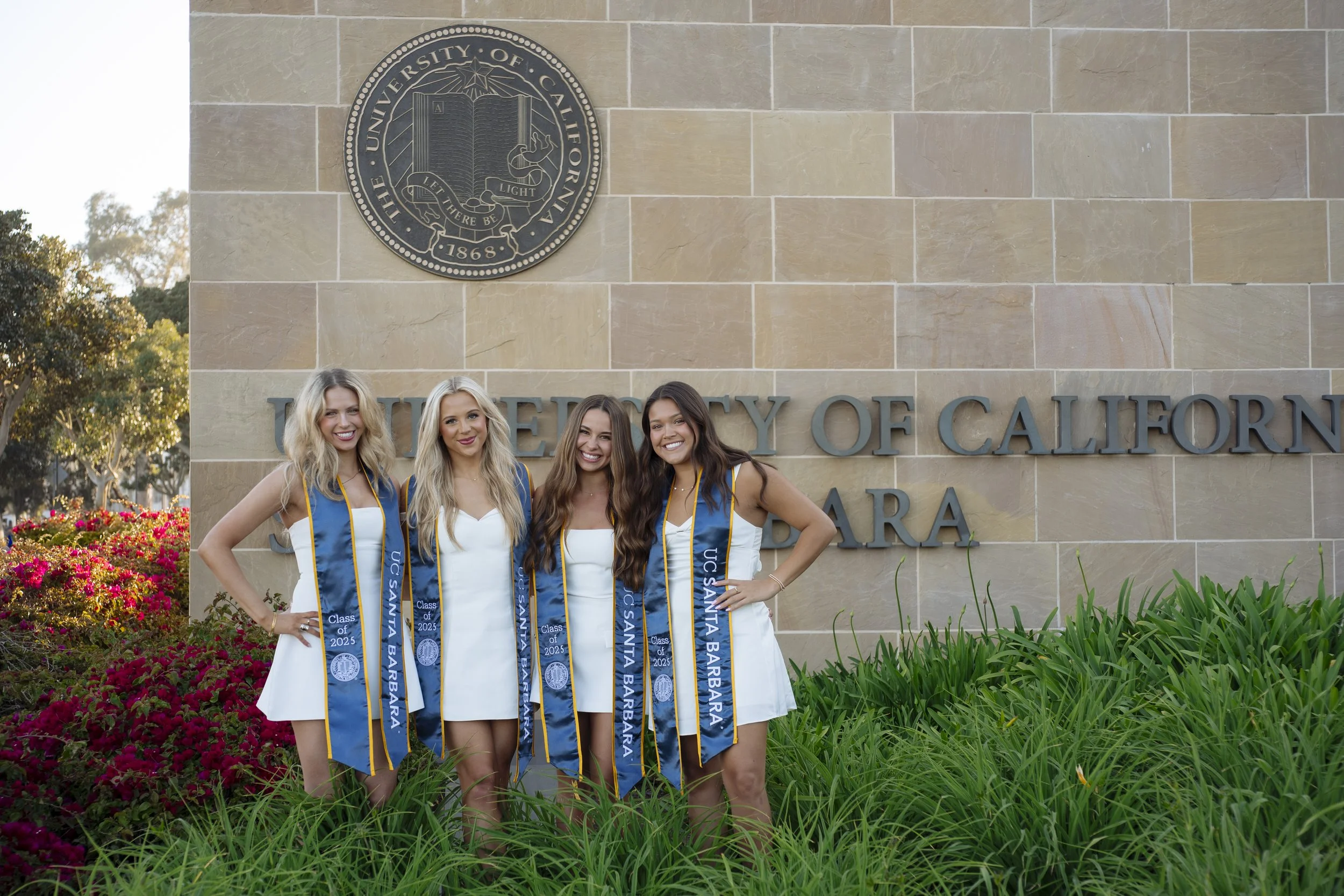 Betsy M. Group UCSB 2025-158.jpg