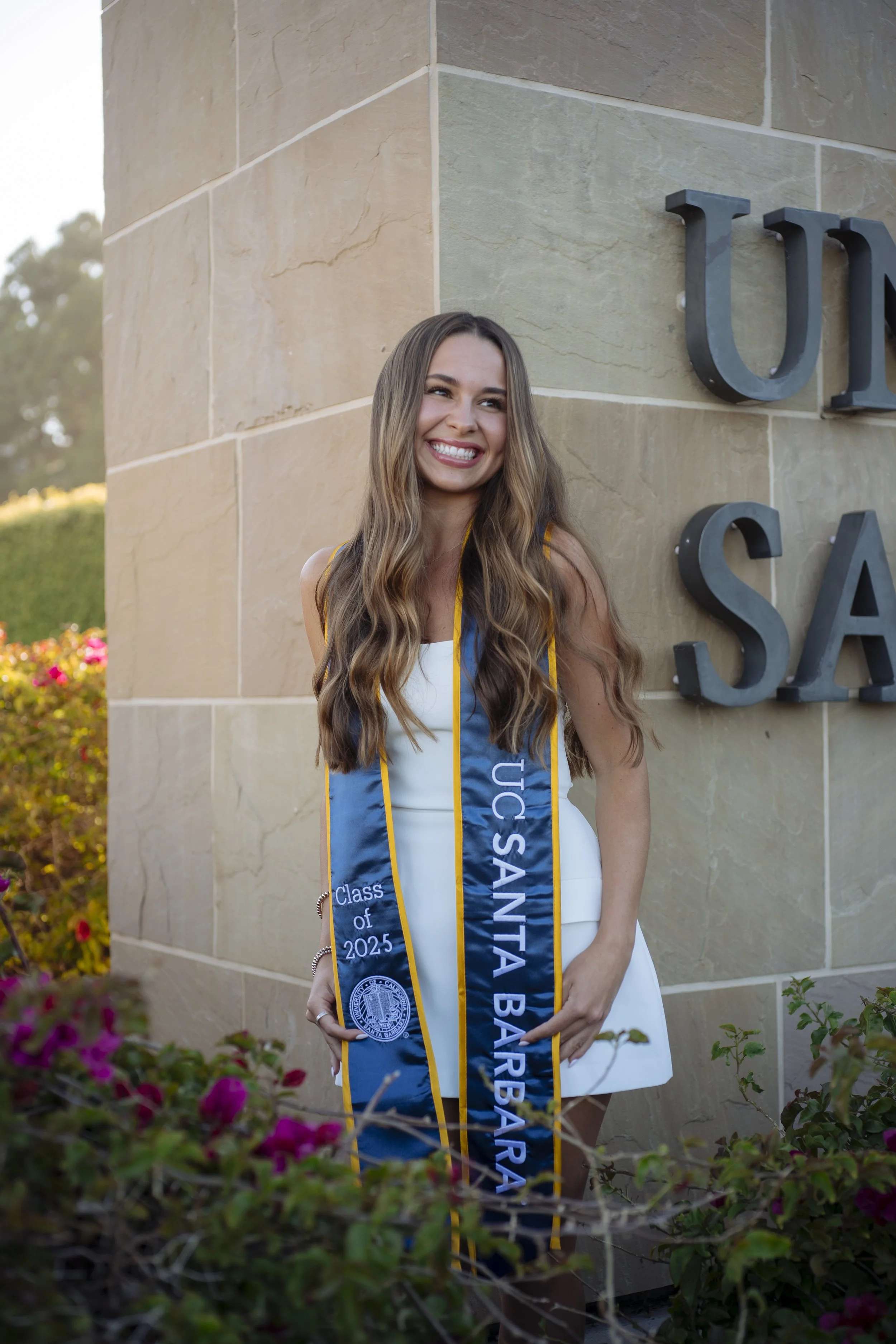 Betsy M. Group UCSB 2025-57.jpg