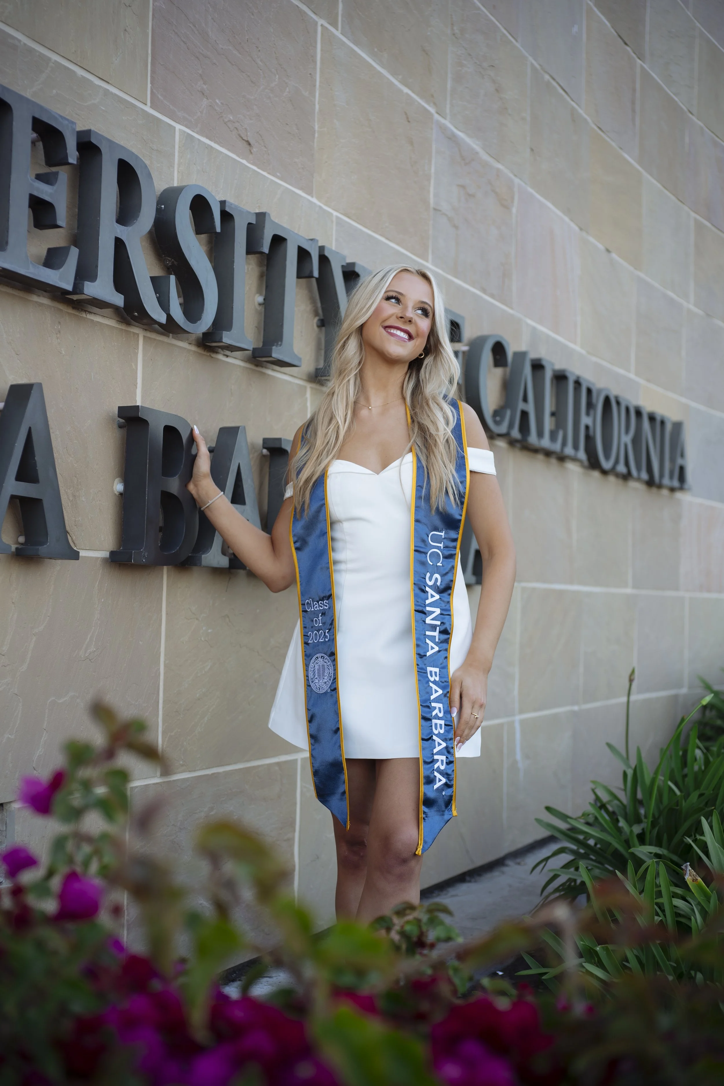 Betsy M. Group UCSB 2025-90.jpg