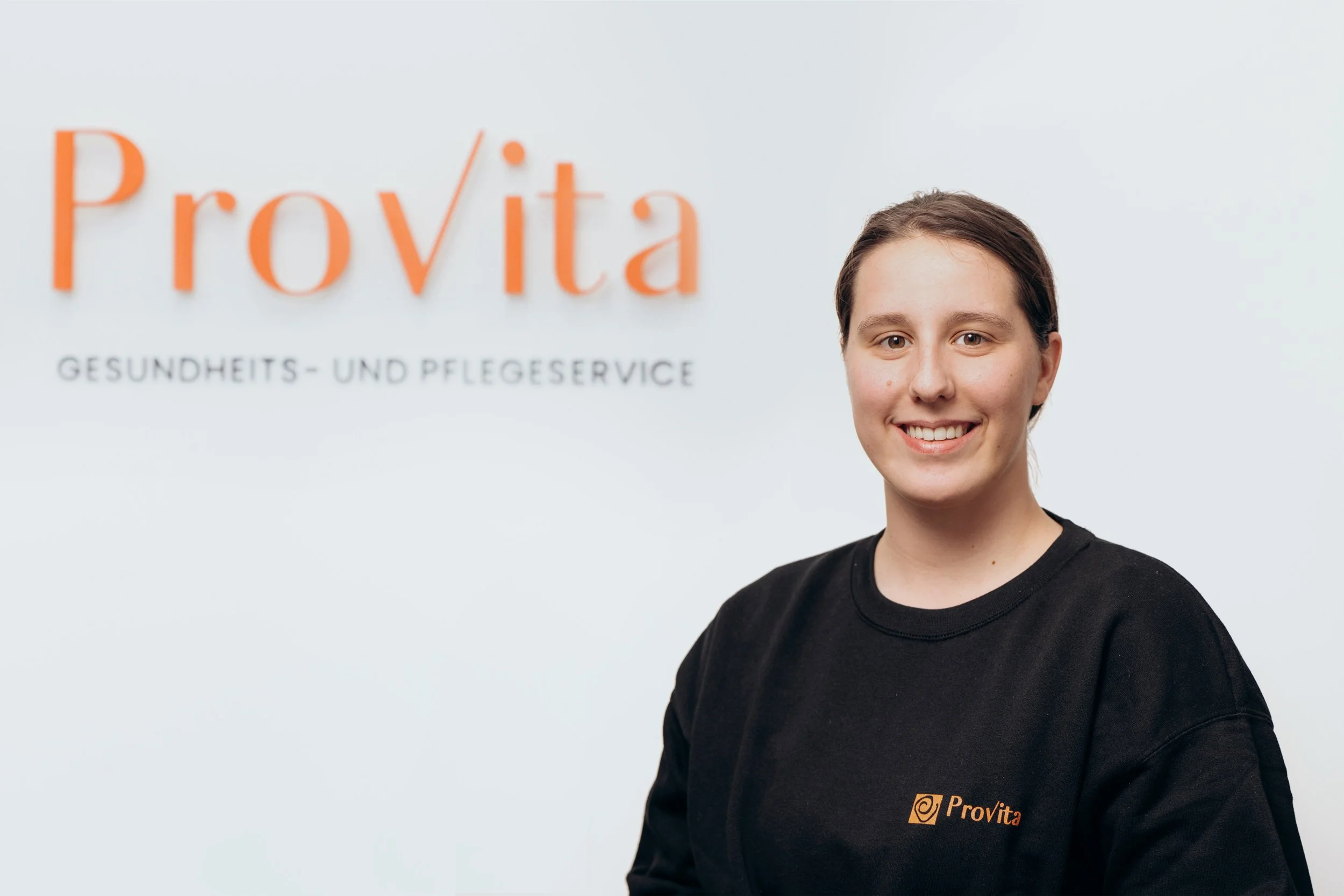 Antonia Kämpf+h.jpg