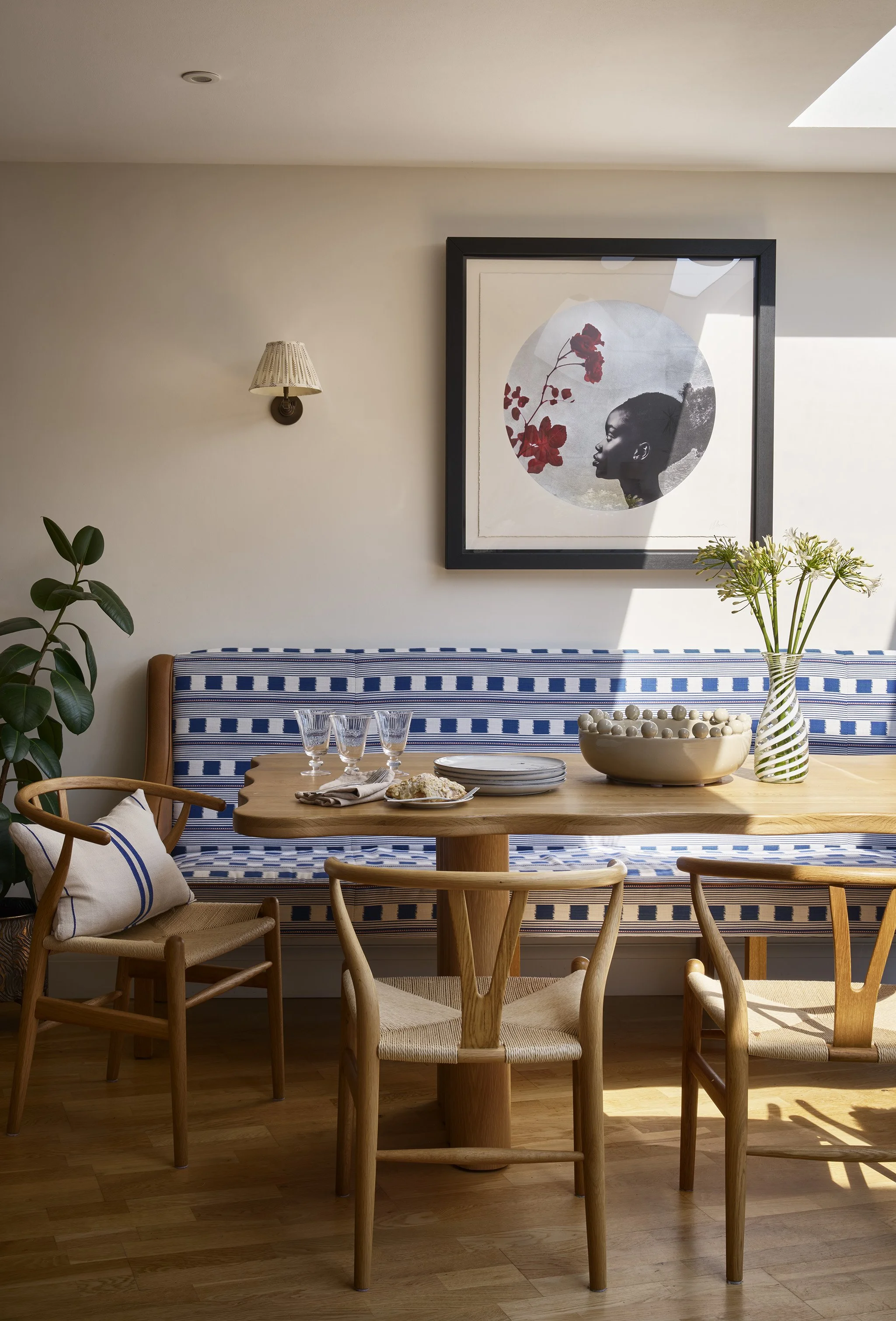 Bespoke, built in banquette seat