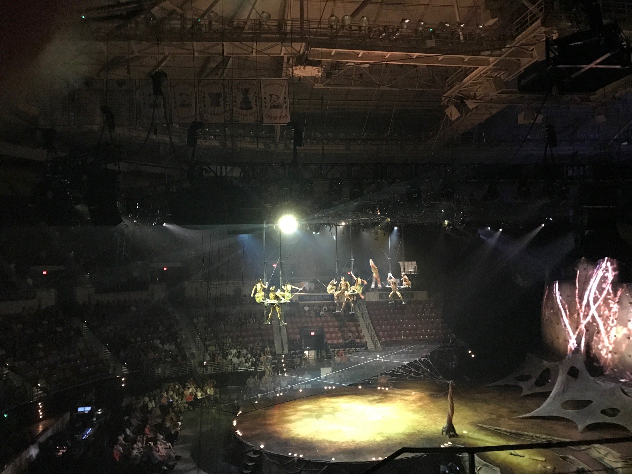 cirque-du-soleil-review-6.jpeg