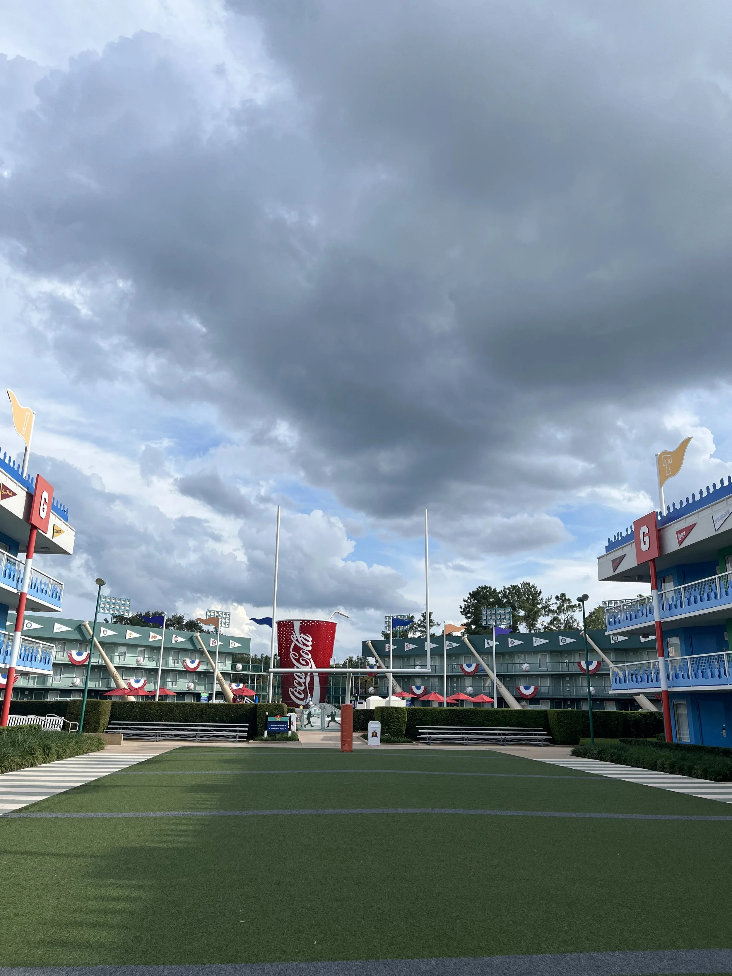 Football-theming at All-Star Sports