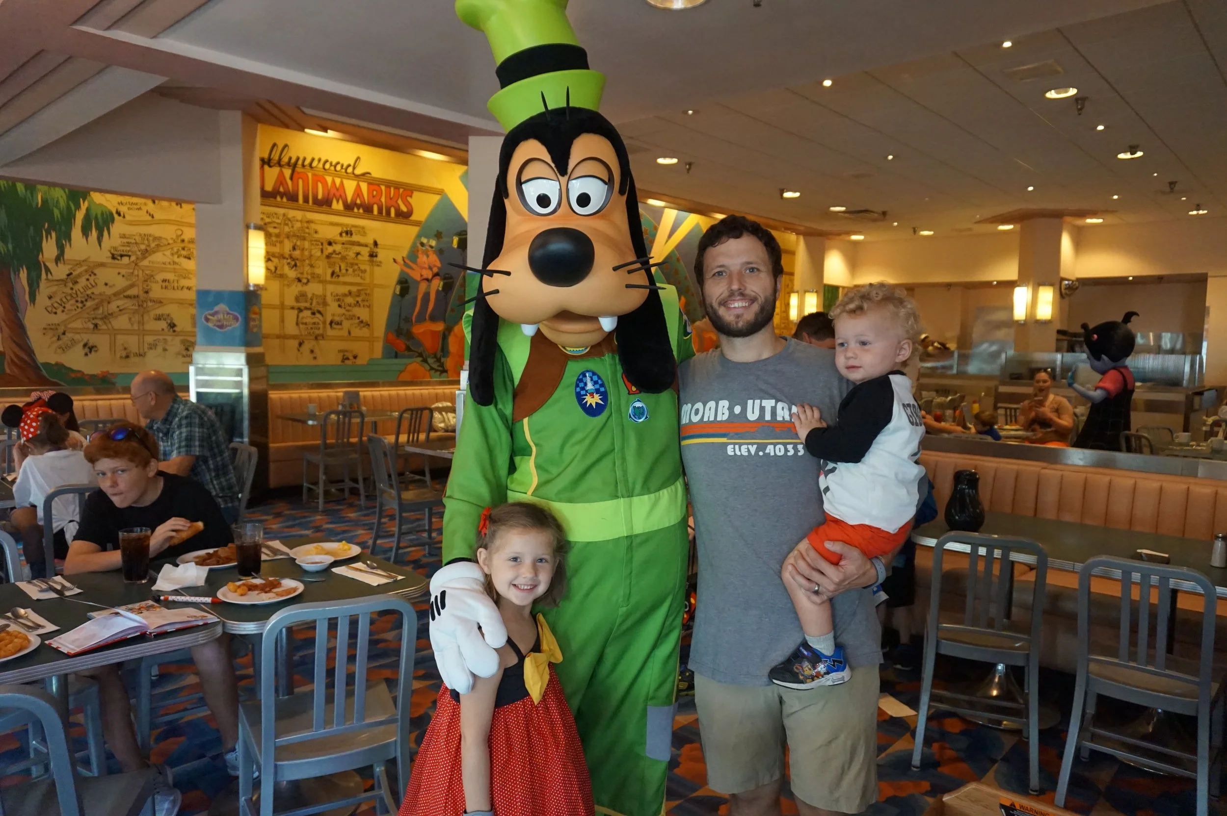 Hollywood and Vine in Hollywood Studios