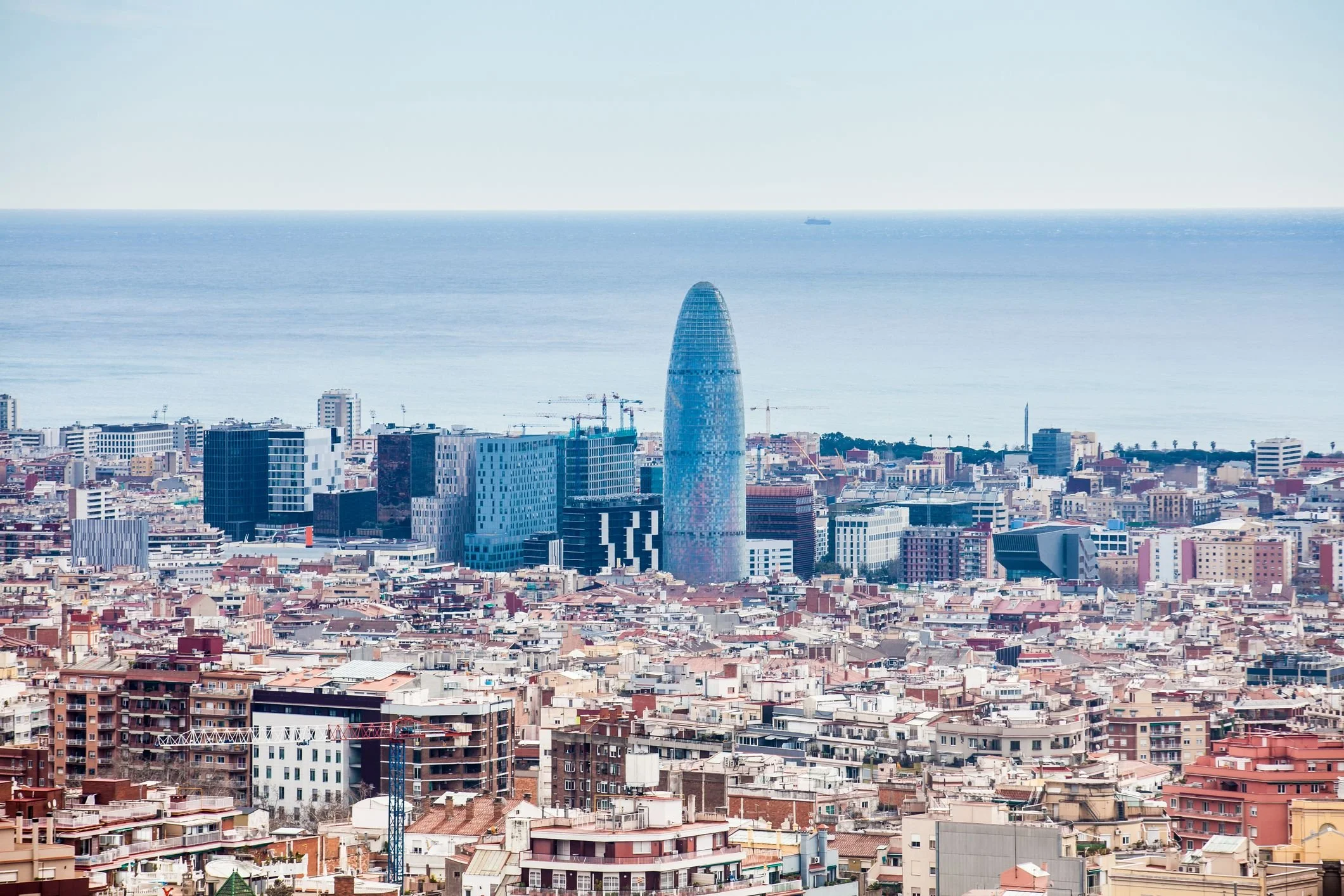 6 reasons to visit Barcelona in June