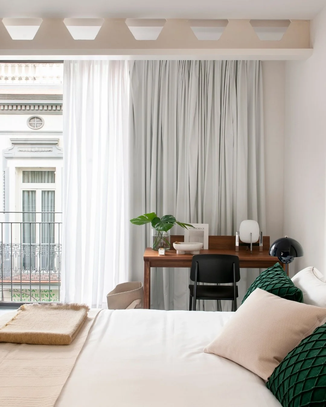 Sometimes, all you need is a quiet corner.

A place where you can slow down, focus, and get things done without losing sight of the city outside your window. 

At The Passage, true balance comes from spaces that let you connect, work, and still feel 