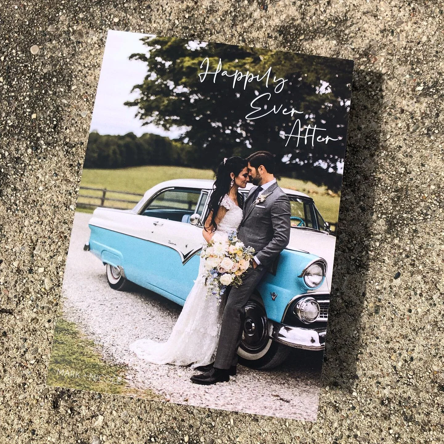 Don&rsquo;t forget to share your good news with friends and family who might not have been able to be there in person 👏

#WeddingStationery #WeddingThankYouCards #SnailMail #HappyMail #HappilyEverAfter #CustomDesigns #SaubleWeddings #SaubleBeach