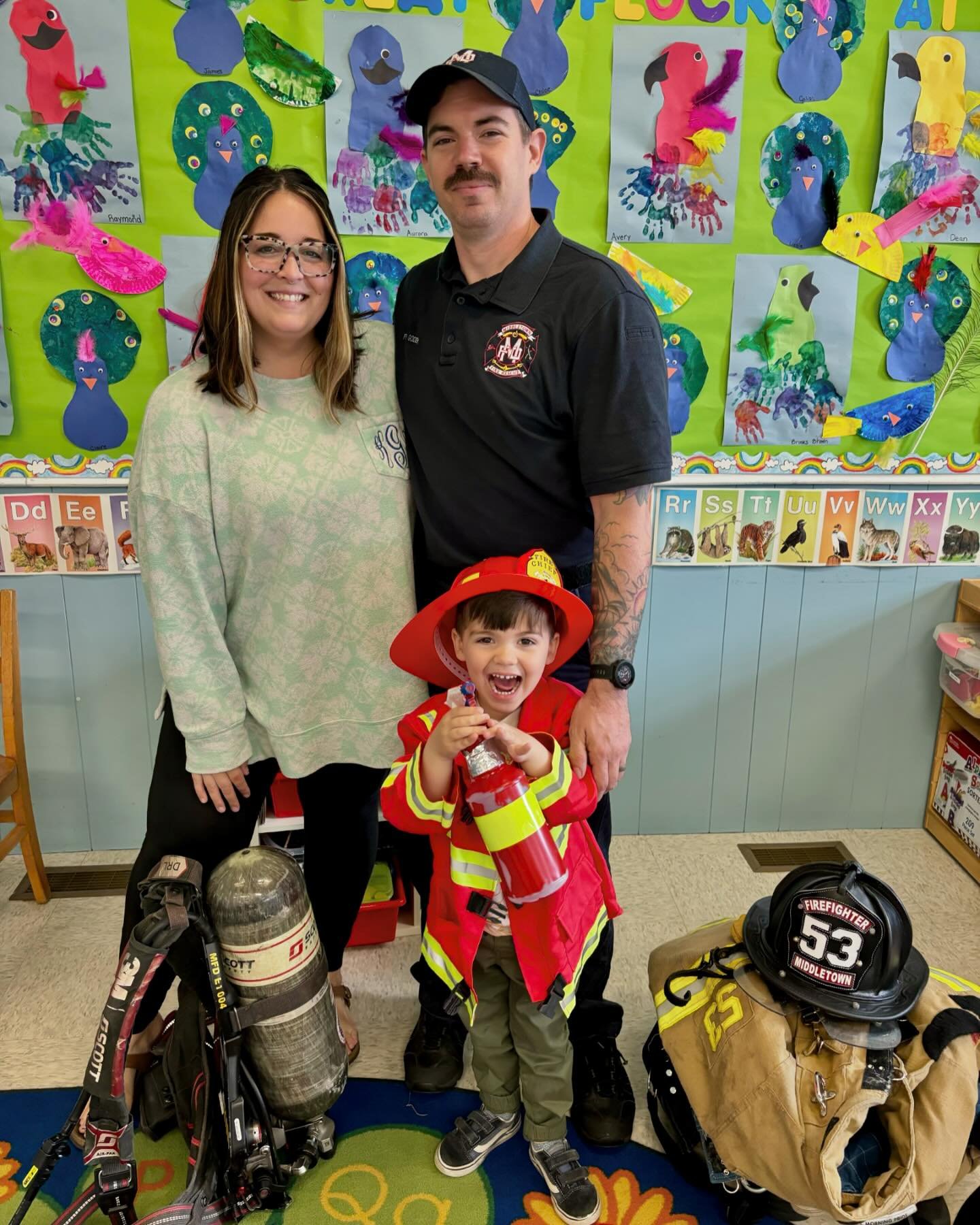 The three year old class loved having FF Ben in the classroom! 🚒🔥🧯 he explained that even though a firefighter may look scary with his mask on, he&rsquo;s still a regular guy, in-fact a lot of them are dads and moms! He also went over 911, &ldquo;