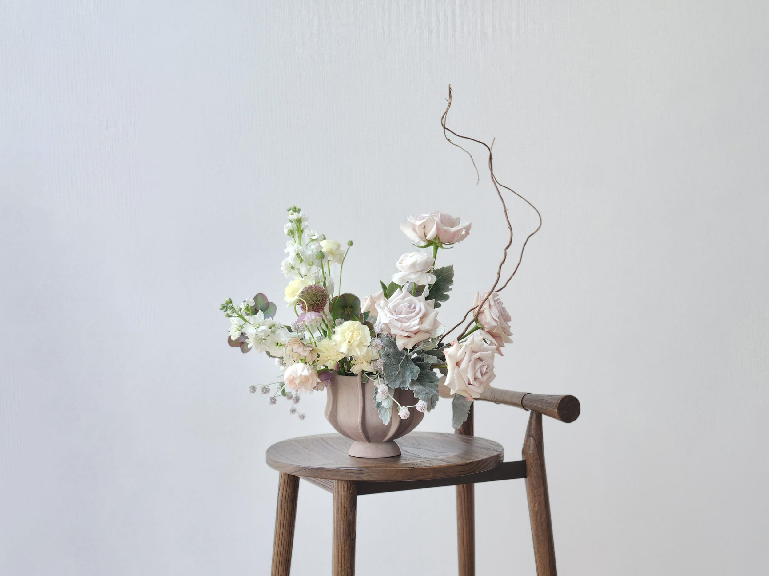 Shavuos - Premium Arrangement in a Vessel — Muted