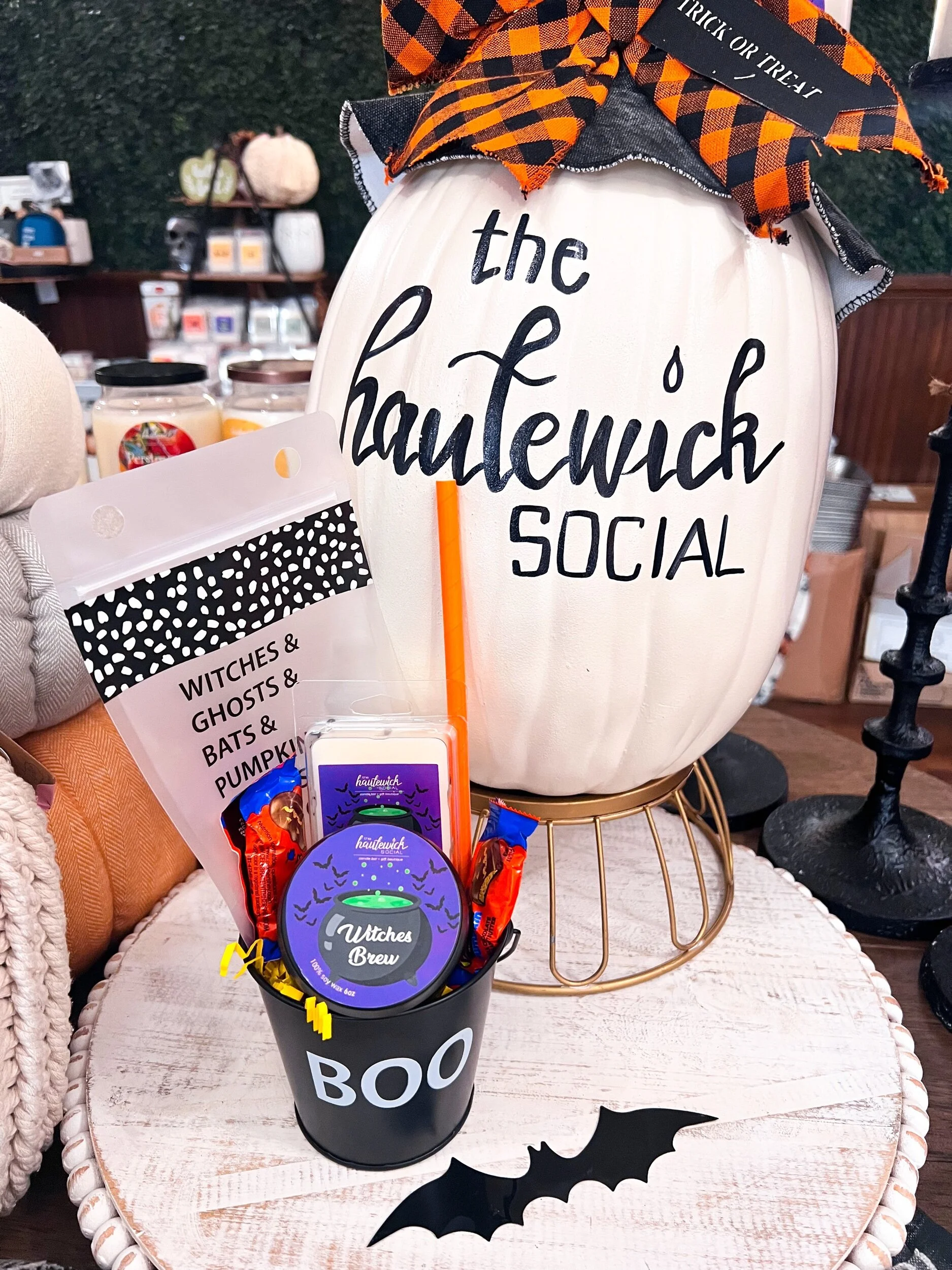 DCB1D887-F916-4EC9-8352-2B5A57365929