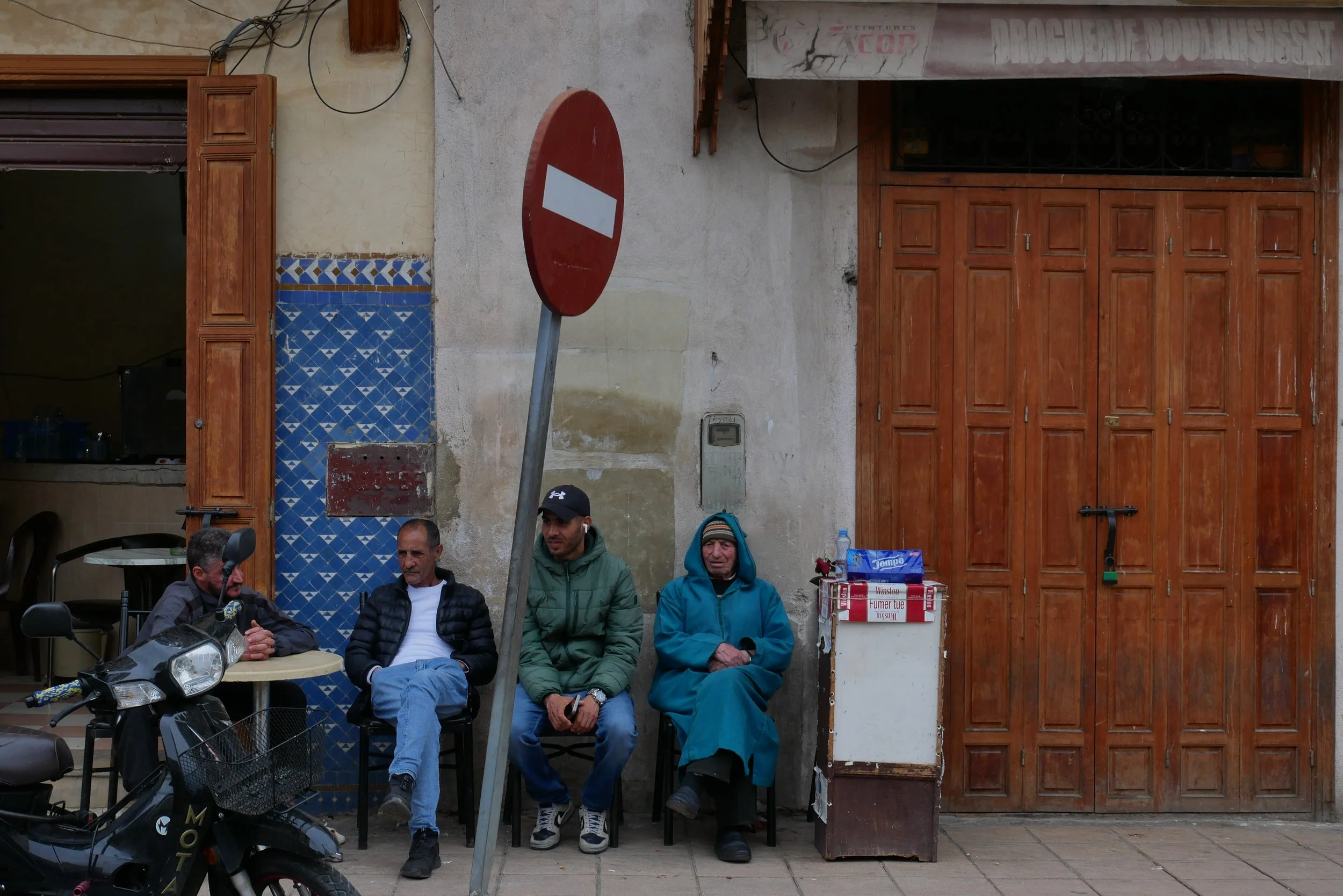 Série photo de Johanna Zini à Fès durant un stage photo de rue et documentaire au Maroc