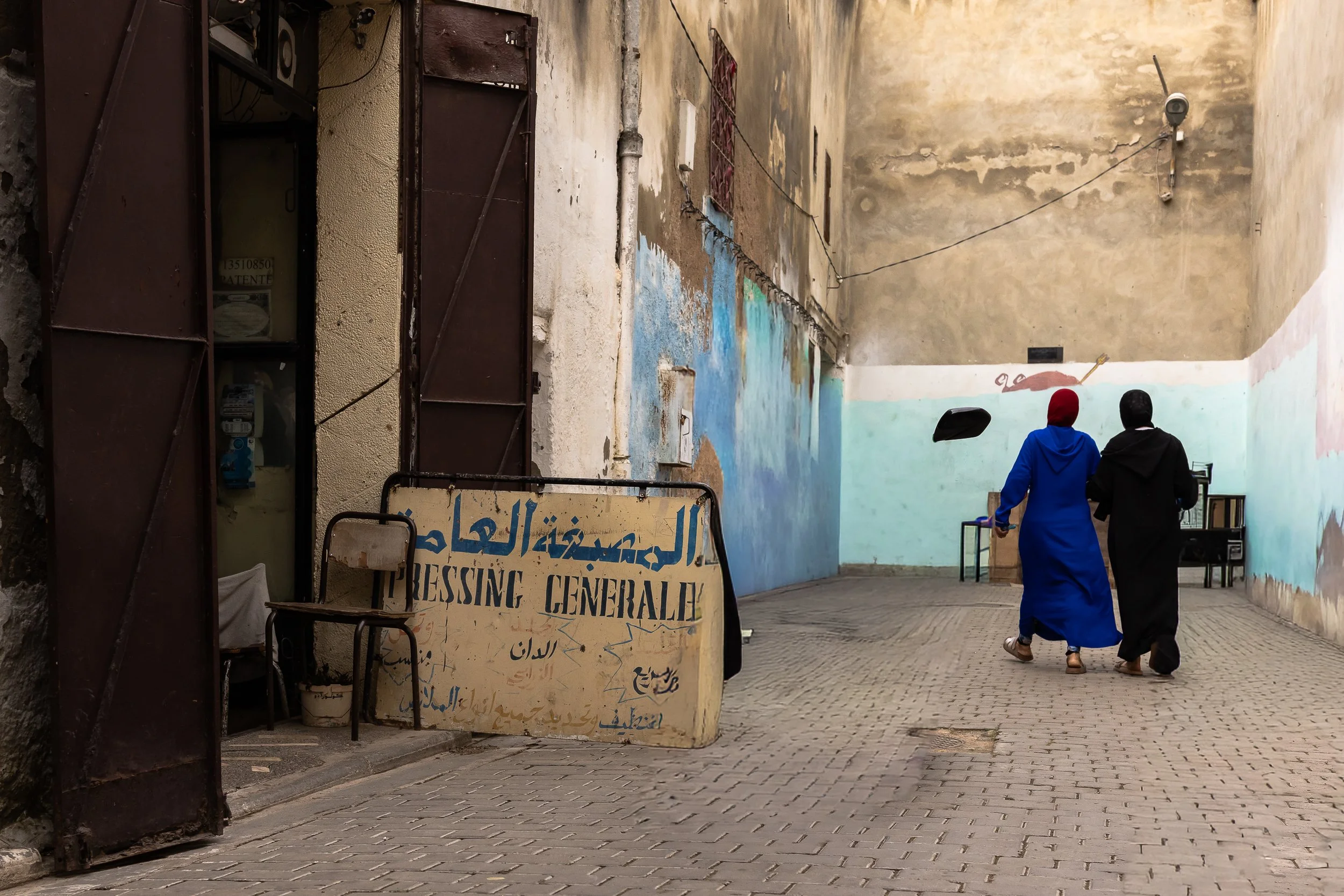 Série photo de Stéphanie Maillard à Fès au Maroc durant un stage photo entre street et photographie documentaire, organisé par Préludes Photo