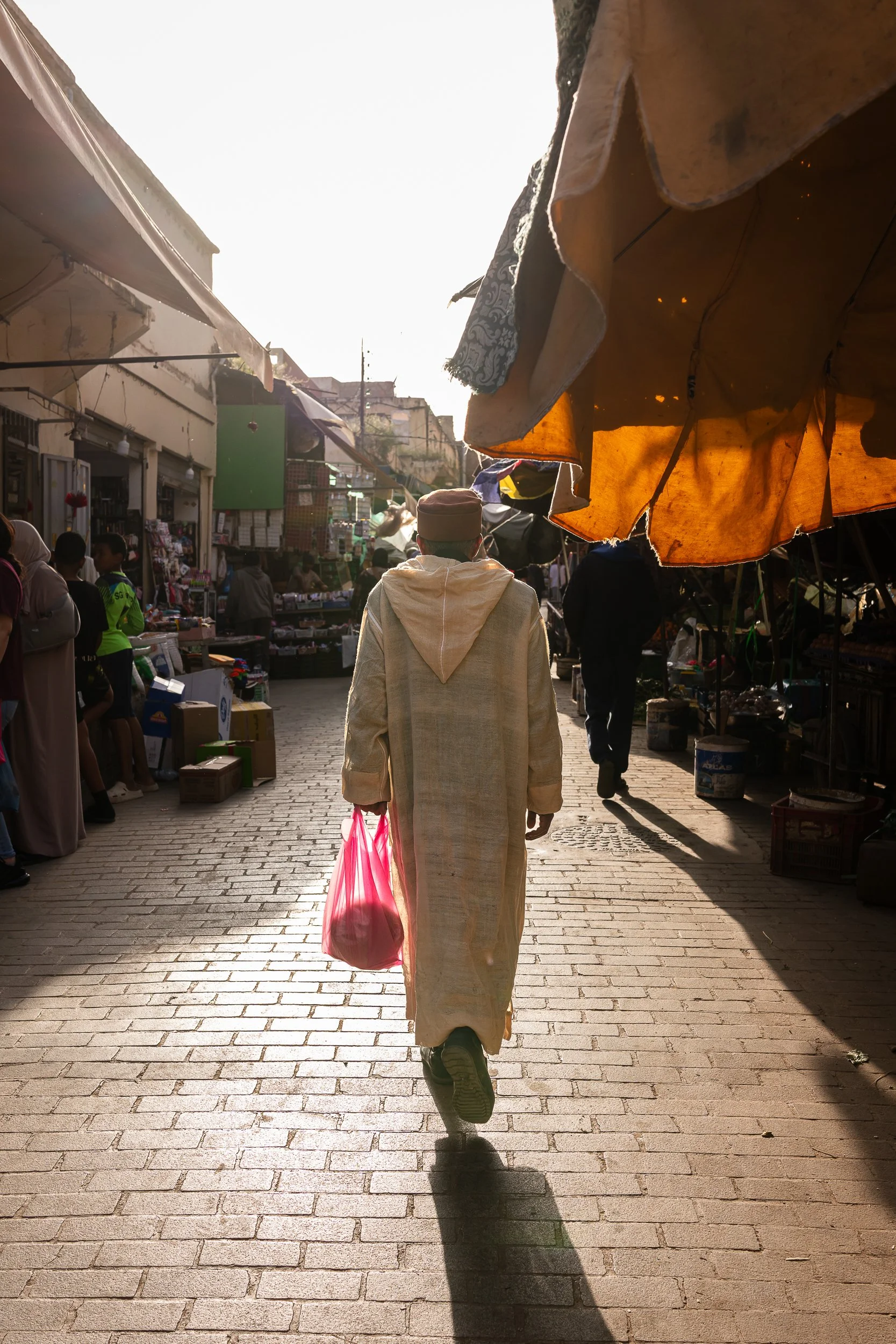 Série photo de Stéphanie Maillard à Fès au Maroc durant un stage photo entre street et photographie documentaire, organisé par Préludes Photo