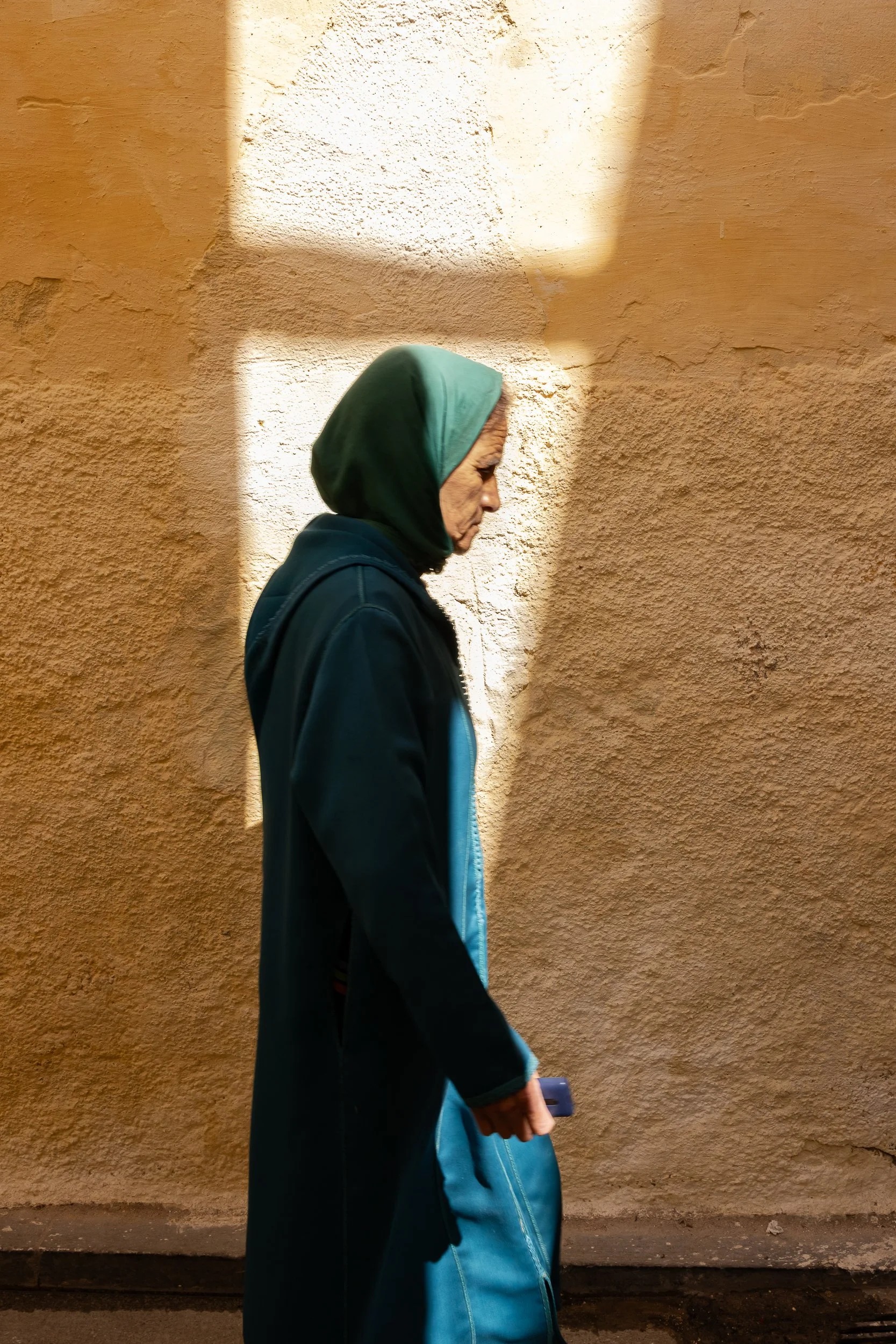 Série photo de Stéphanie Maillard à Fès au Maroc durant un stage photo entre street et photographie documentaire, organisé par Préludes Photo