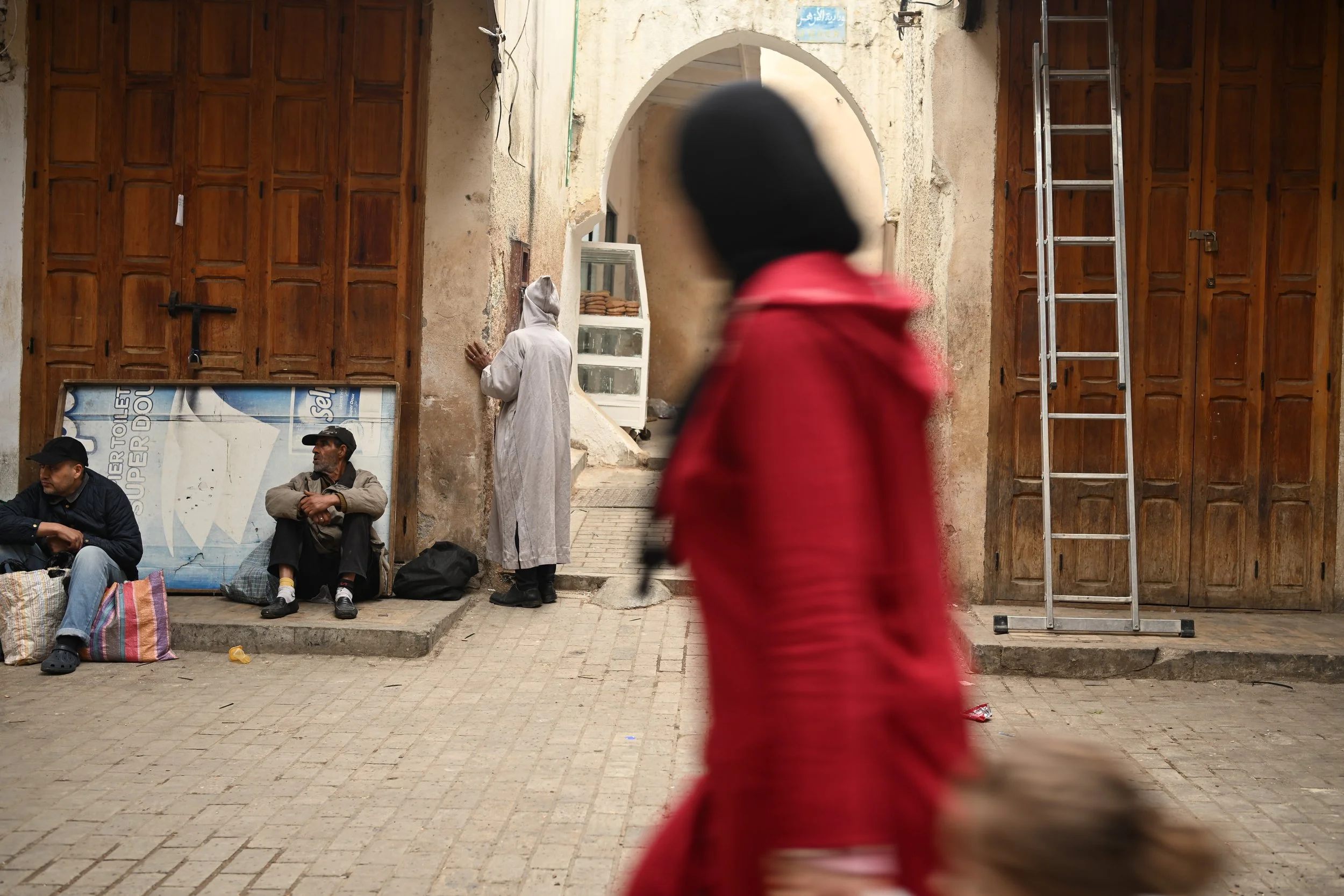 Série photo de Béatrice Socher durant un stage photo de rue et documentaire à Fès au Maroc