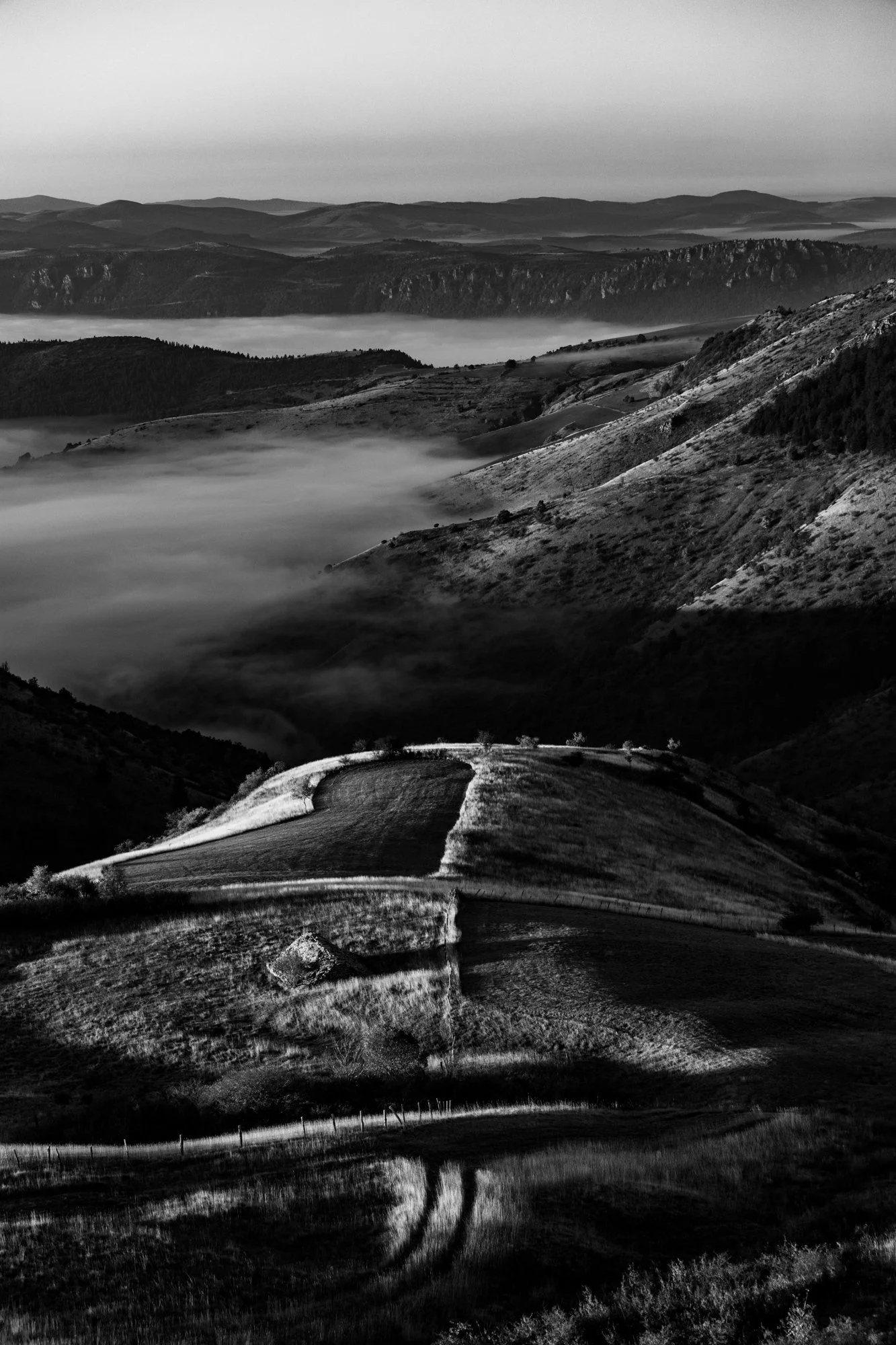 Série photo de Stéphane Ouradou en noir et blanc dans les Cévennes en Lozère