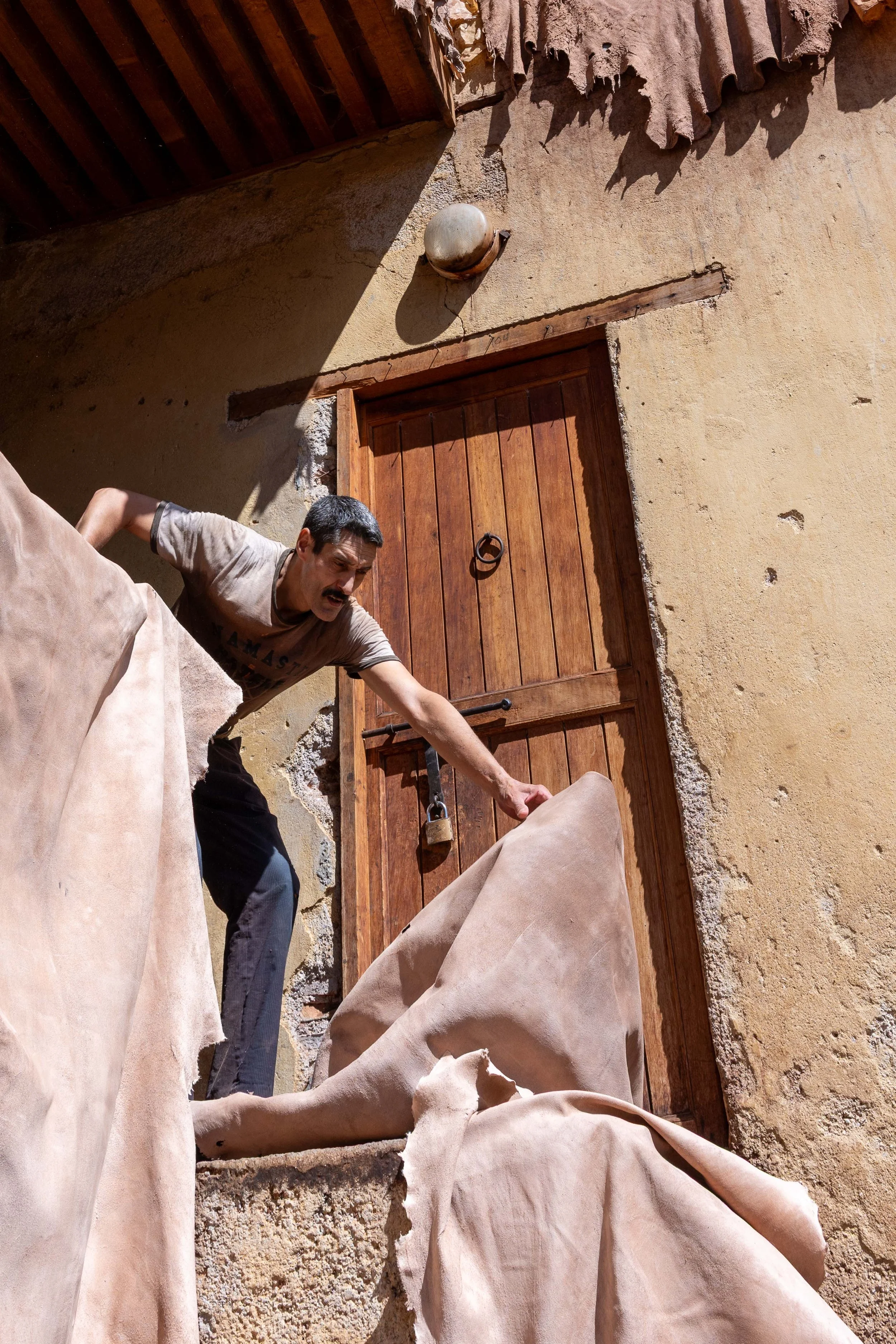 Série photo documentaire de la tannerie de Chouara à Fès
