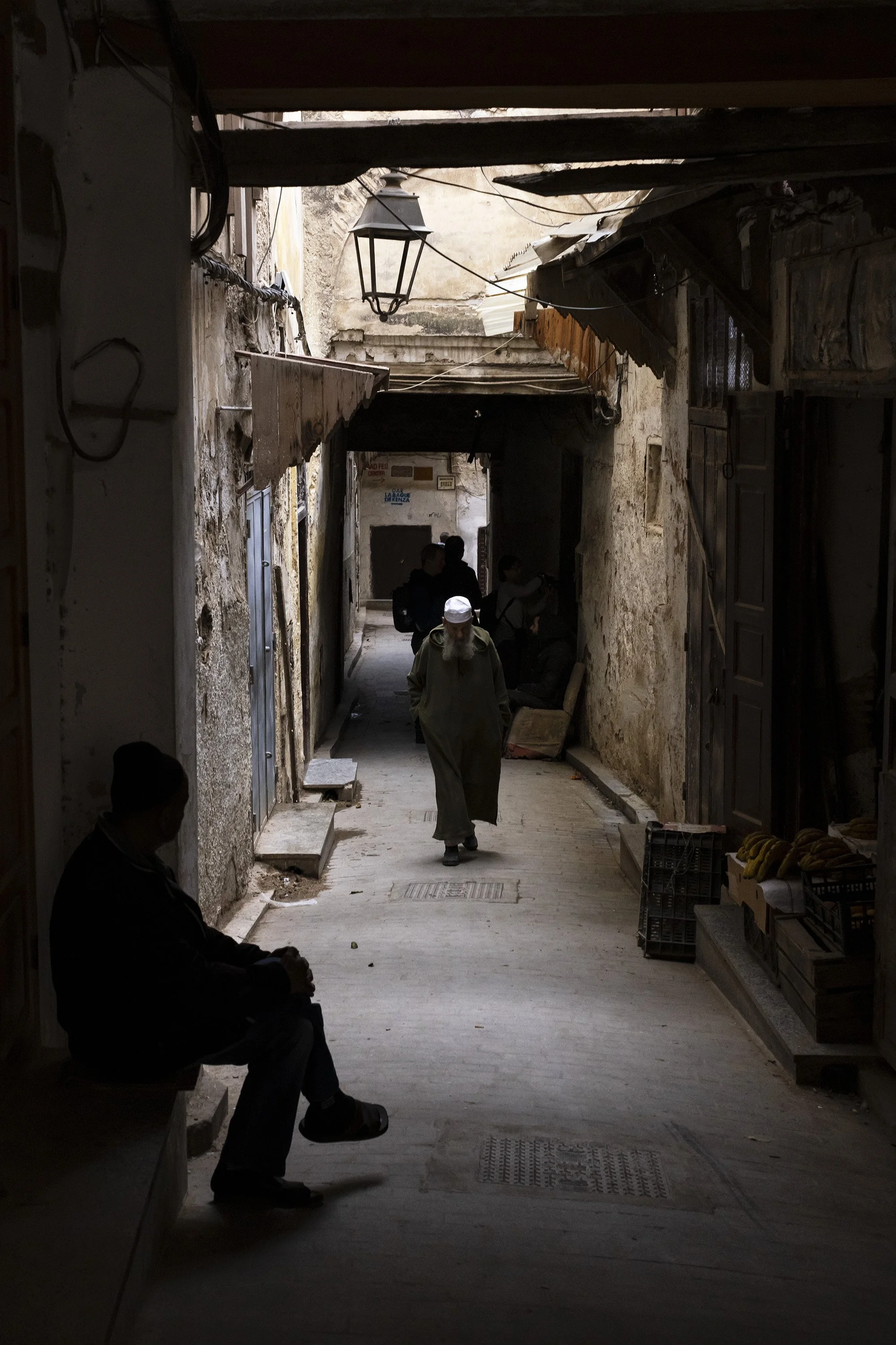 Série photo de Maria Eugenia Arbañil à Fès au Maroc durant un stage photo entre street et photographie documentaire, organisé par Préludes Photo
