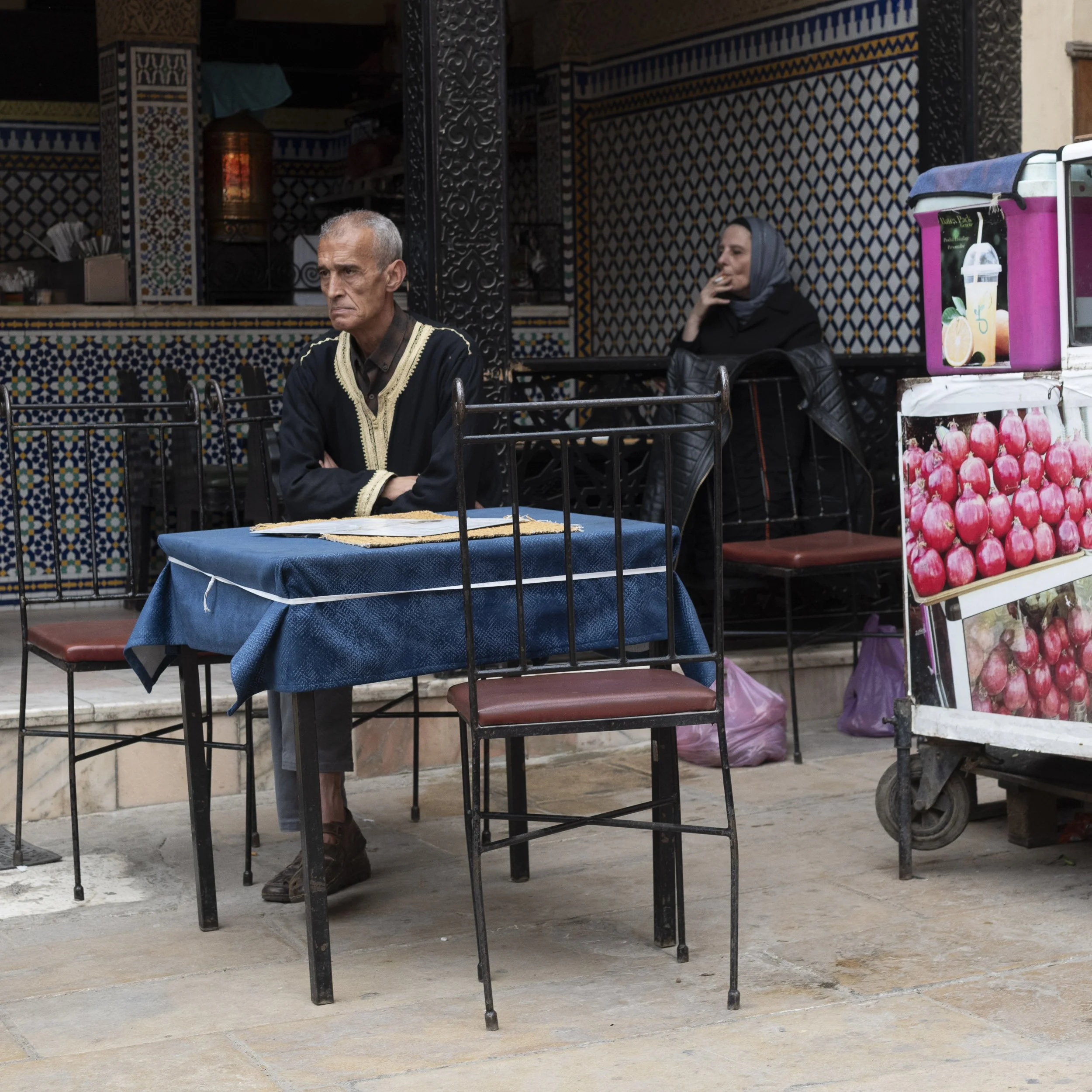 Série photo de Philippe Alliel à Fès au Maroc durant un stage photo entre street et photographie documentaire, organisé par Préludes Photo
