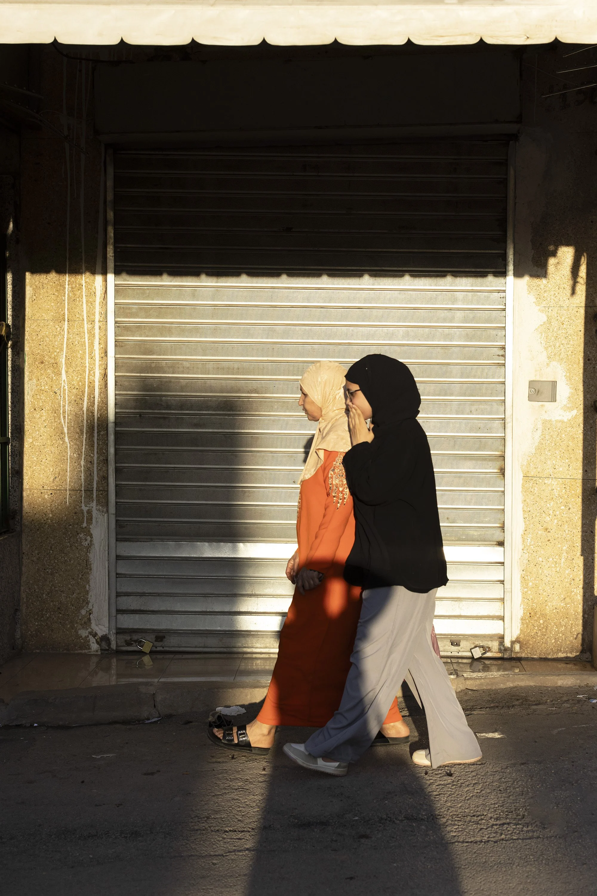 Série photo de Maria Eugenia Arbañil à Fès au Maroc durant un stage photo entre street et photographie documentaire, organisé par Préludes Photo
