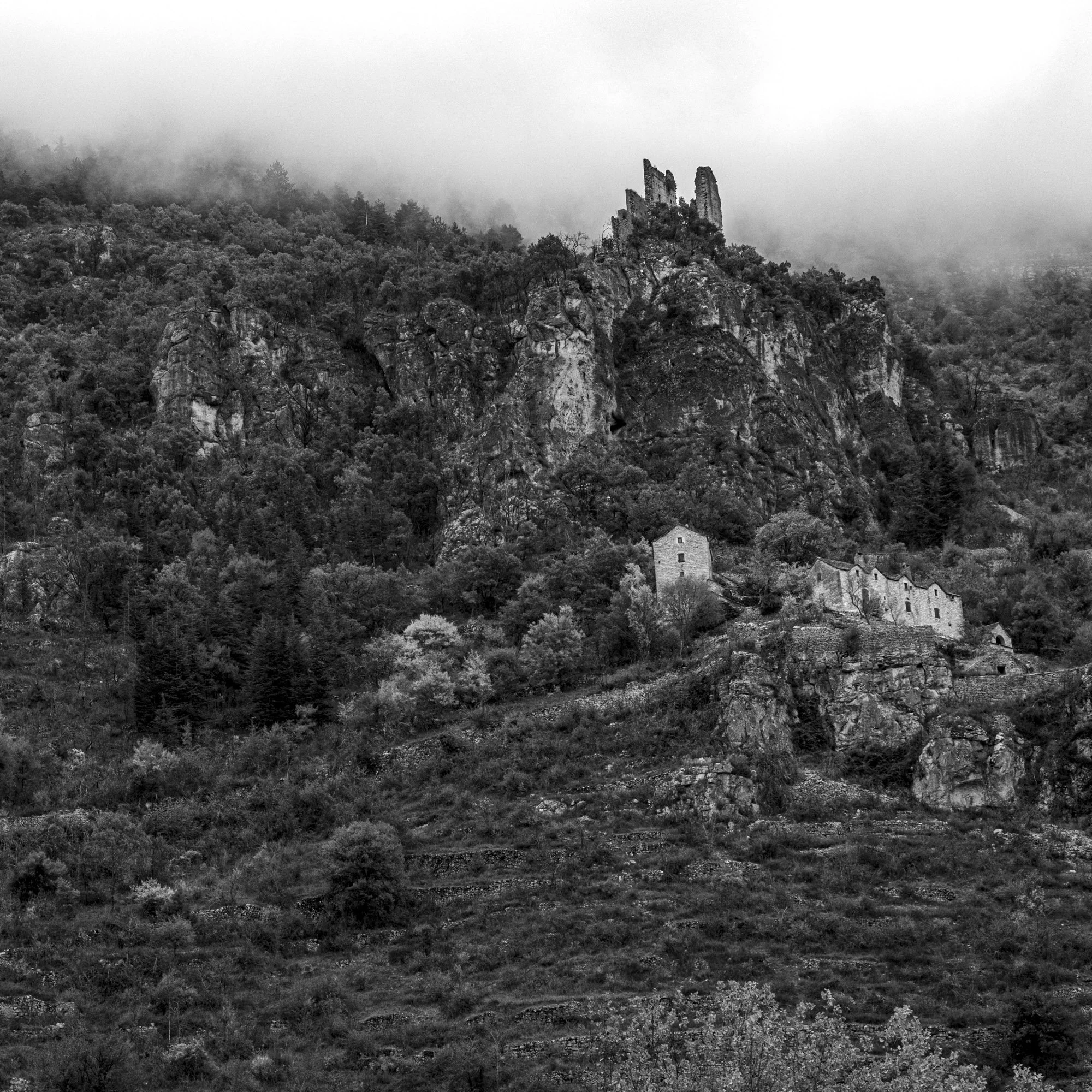 Série photo de Philippe Alliel en noir et blanc dans les Cévennes en Lozère