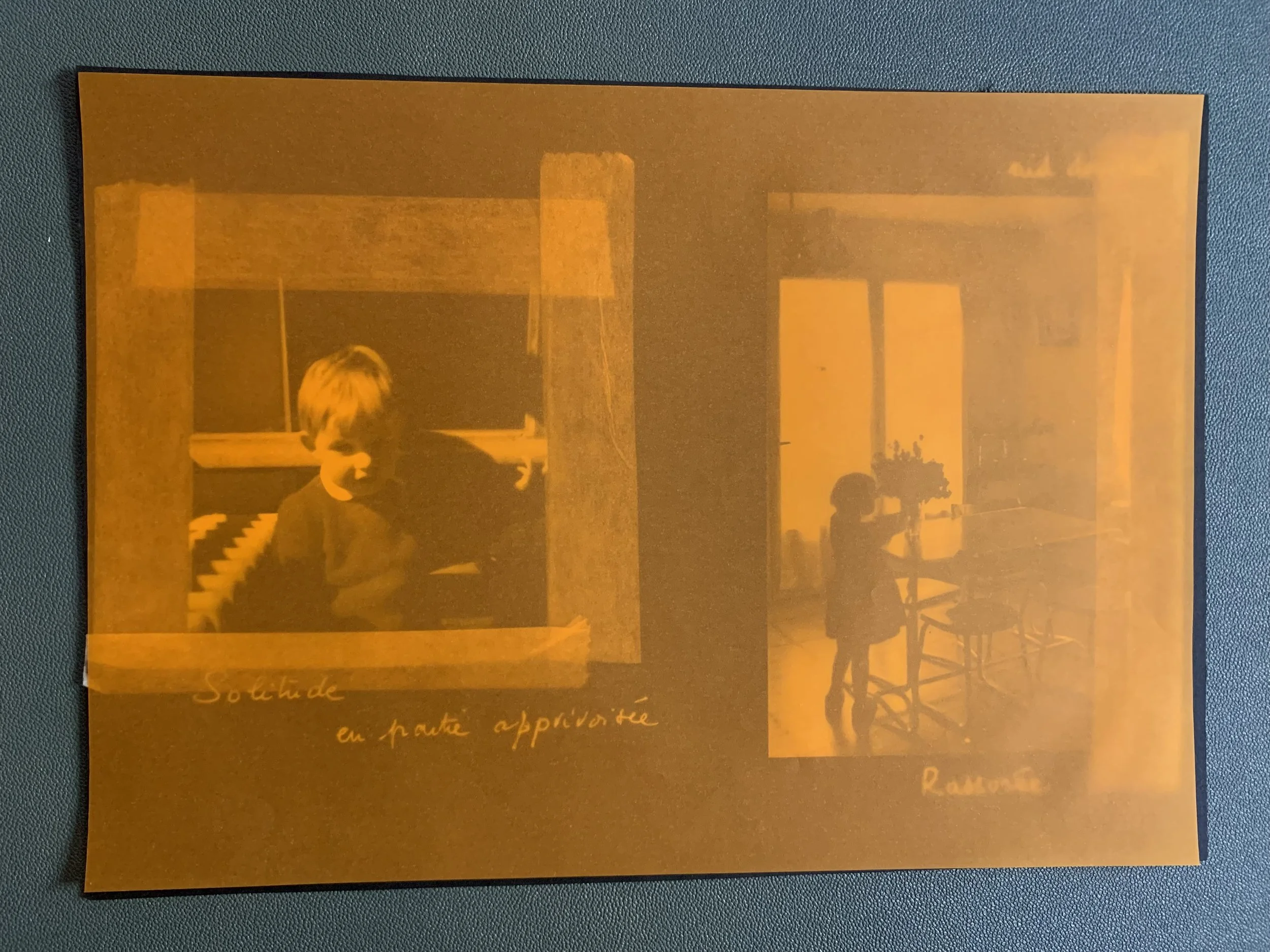 Projet photo de Nelly Mourier-Grenier autour de la mémoire et des archives familiales dans une formation photo en ligne documentaire autour de la narration et de la matérialité dans la photographie plastique.