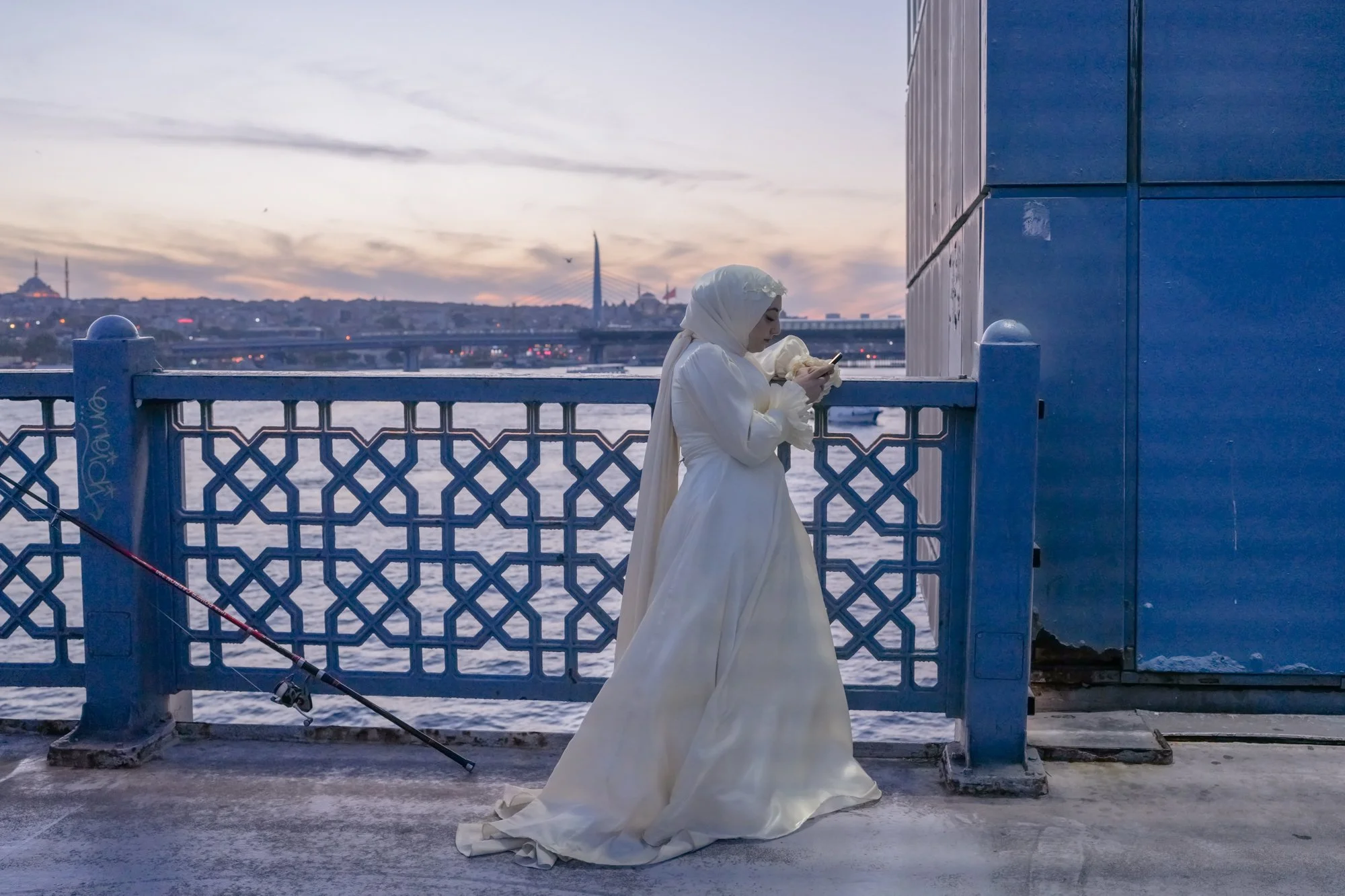Série photo de Virginia Raoul sur les femmes à Istanbul. Série réalisée durant un voyage photo de Préludes, un workshop 100% dédié à la photo de rue et documentaire