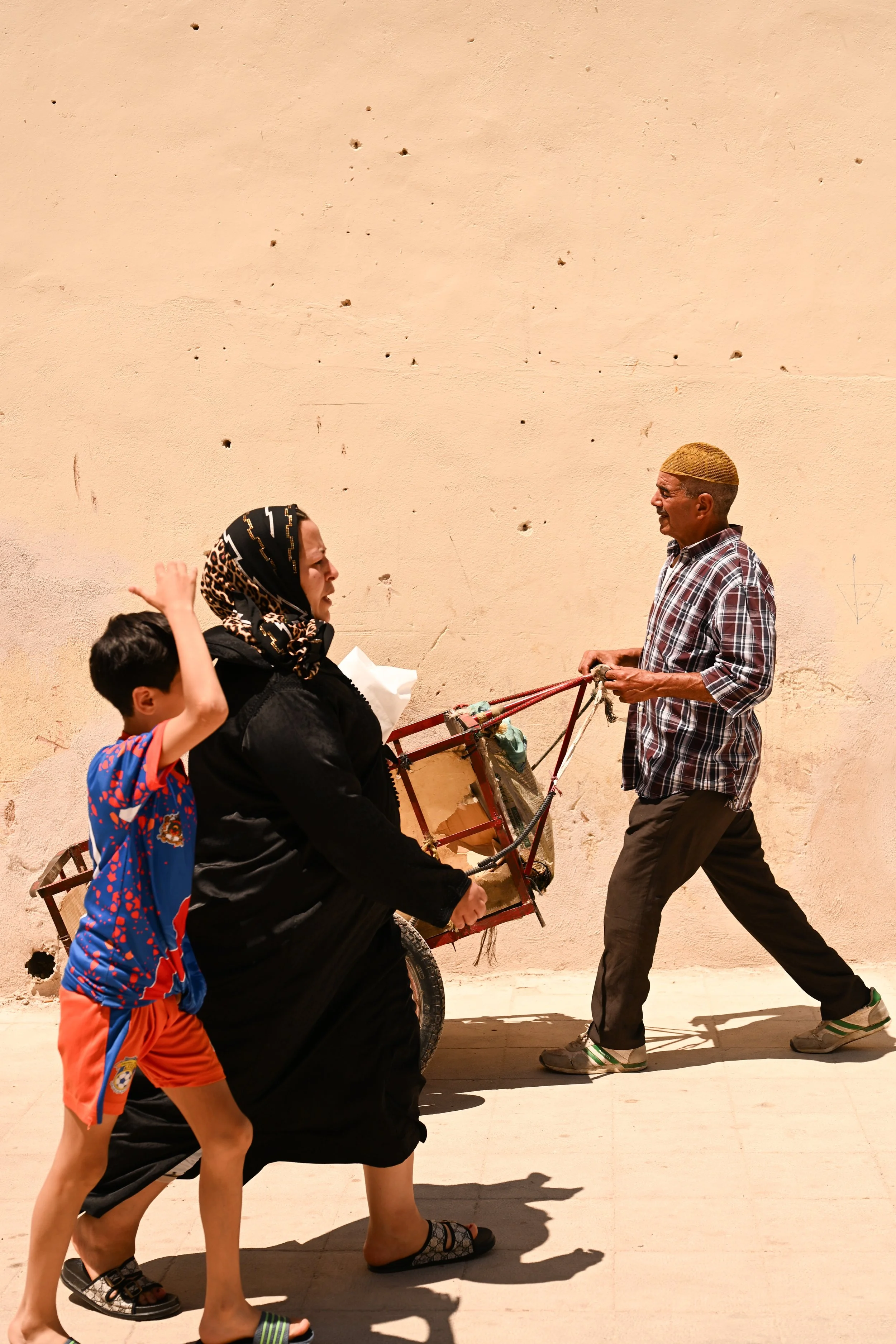 Série photo de Béatrice Socher durant un stage photo de rue et documentaire à Fès au Maroc