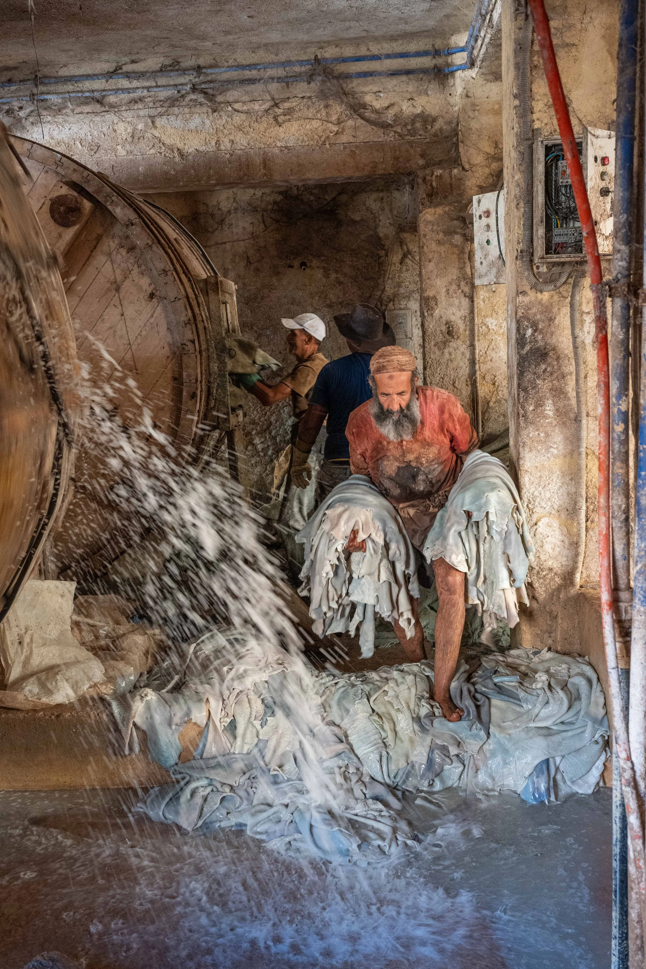 Série photo documentaire de la tannerie de Chouara à Fès