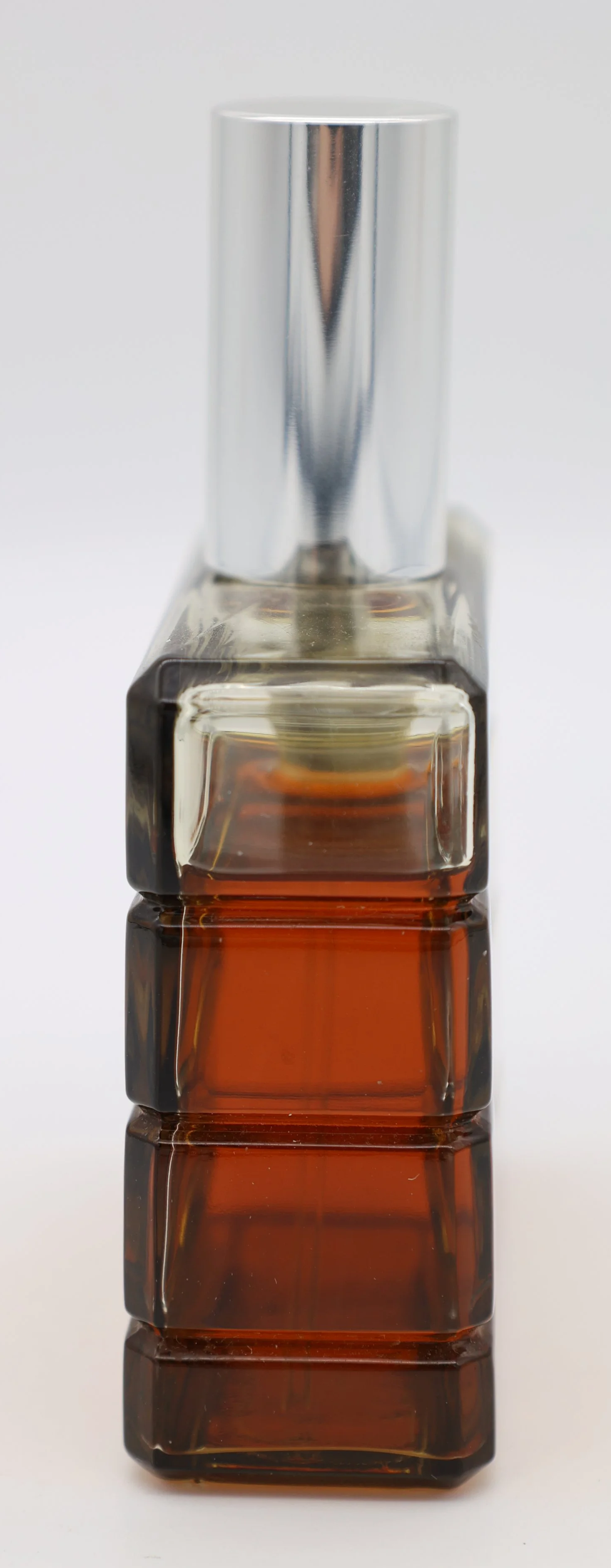 6S5A3732Guerlain_Derby_100ml_partial.png