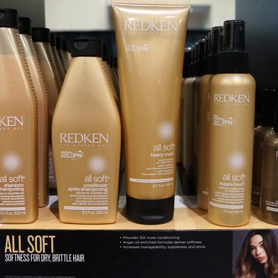 Razzmatazz-Hair-Studio_Redken-Products.jpg