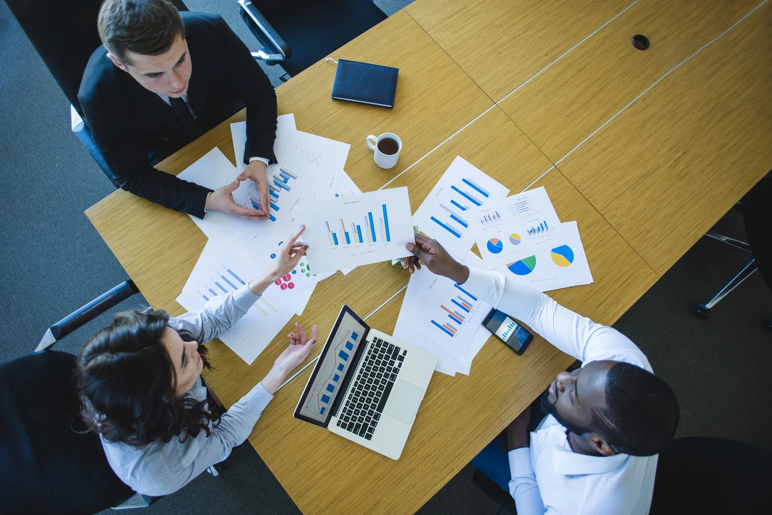 10 Common Project Management Challenges & How to Overcome Them — Stormboard