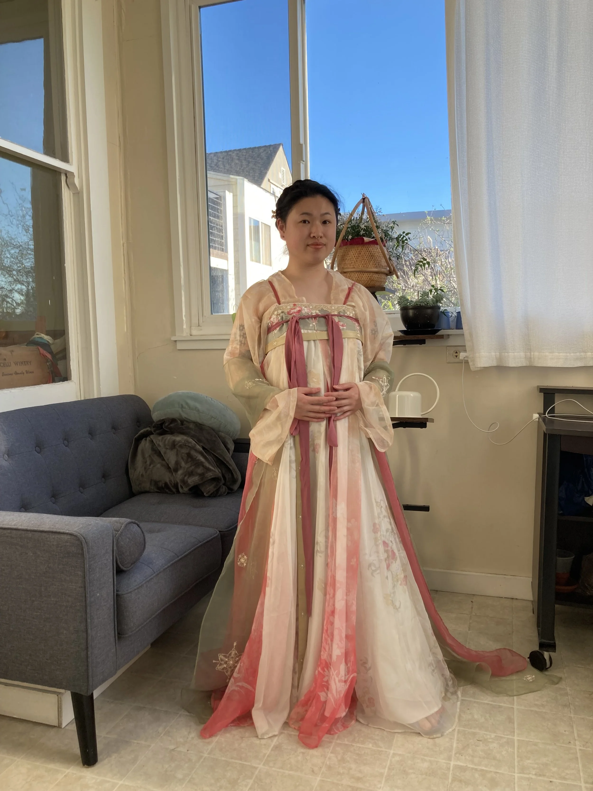 Kimberly (Hanfu) @ Madrone Art Bar