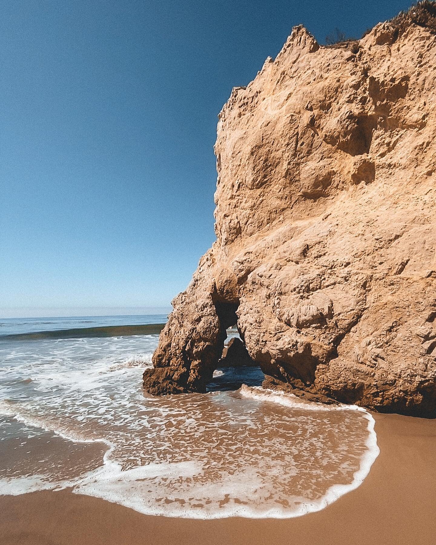 first time out in weeks
&amp; made the most if it.

finally got to this beach
&amp; made a new favorite!

can you guess which #socal beach this is?
we were in love!

#maibuweekend
#socalbeaches
#weekendgetaway
#lithecostyle
#beachlover
#beachstyle