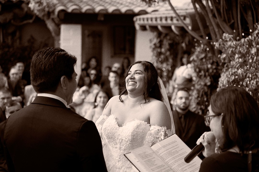 Gisela & Elijah (98) Social.jpg