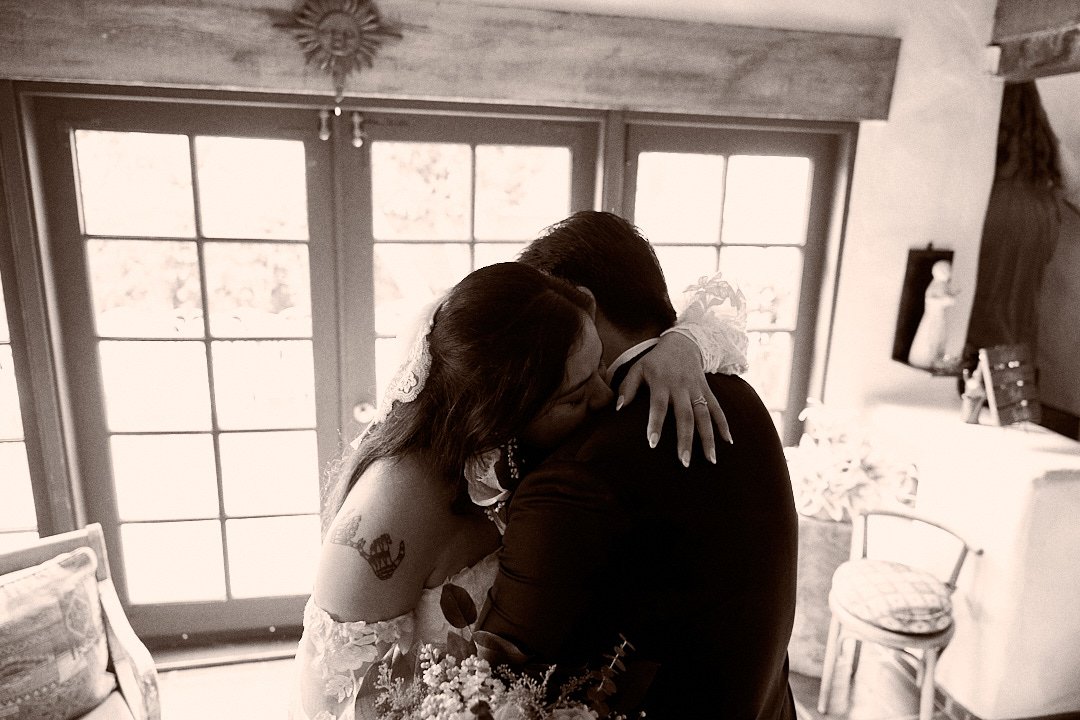 Gisela & Elijah (163) Social.jpg